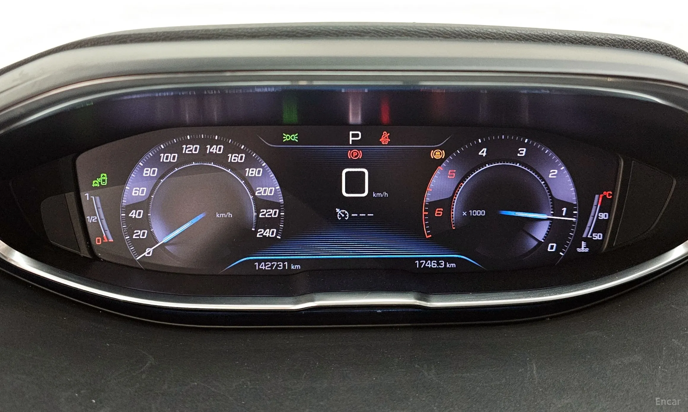 Peugeot 3008 2nd generation превью 8