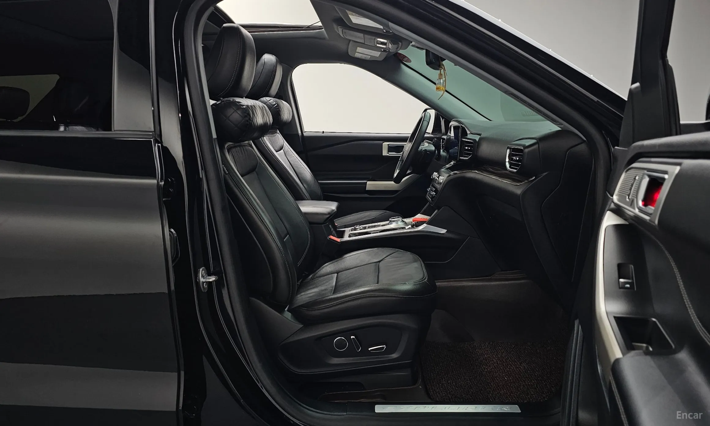 Ford Explorer 6th Generation превью 10