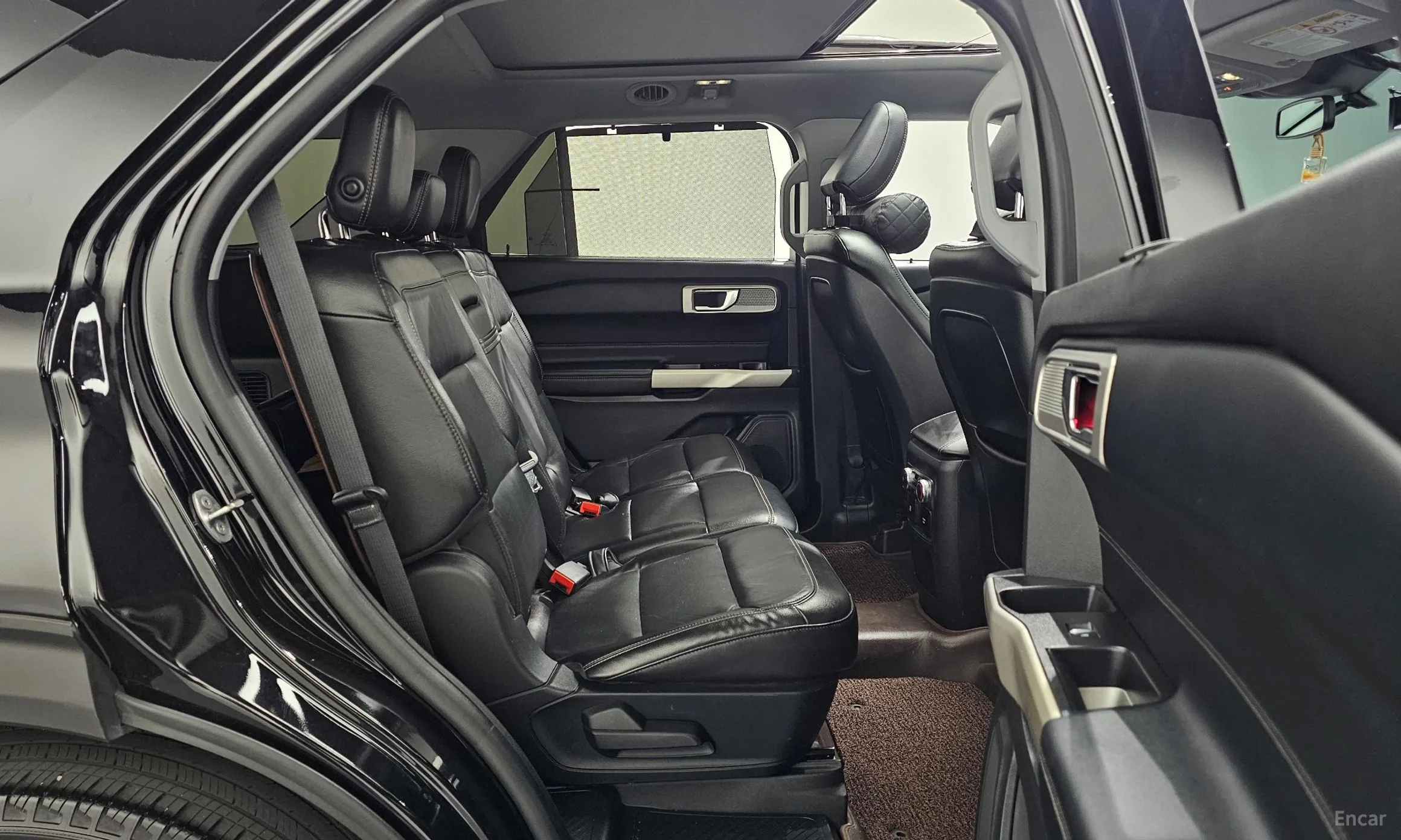 Ford Explorer 6th Generation превью 12