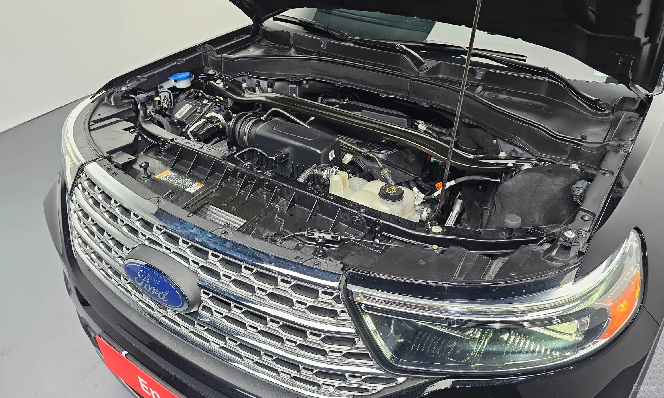 Ford Explorer 6th Generation превью 6