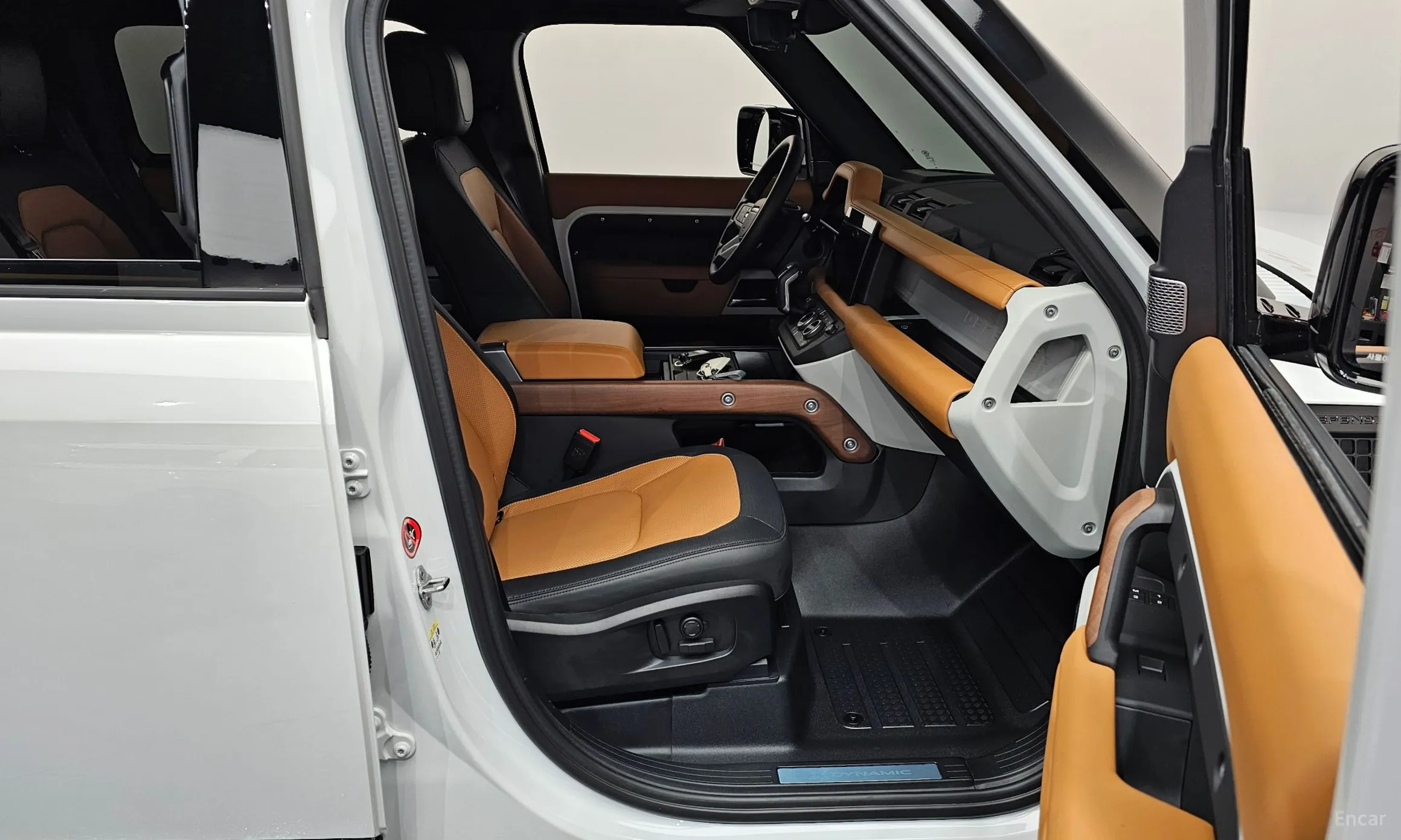 Land Rover Defender (L663) превью 11
