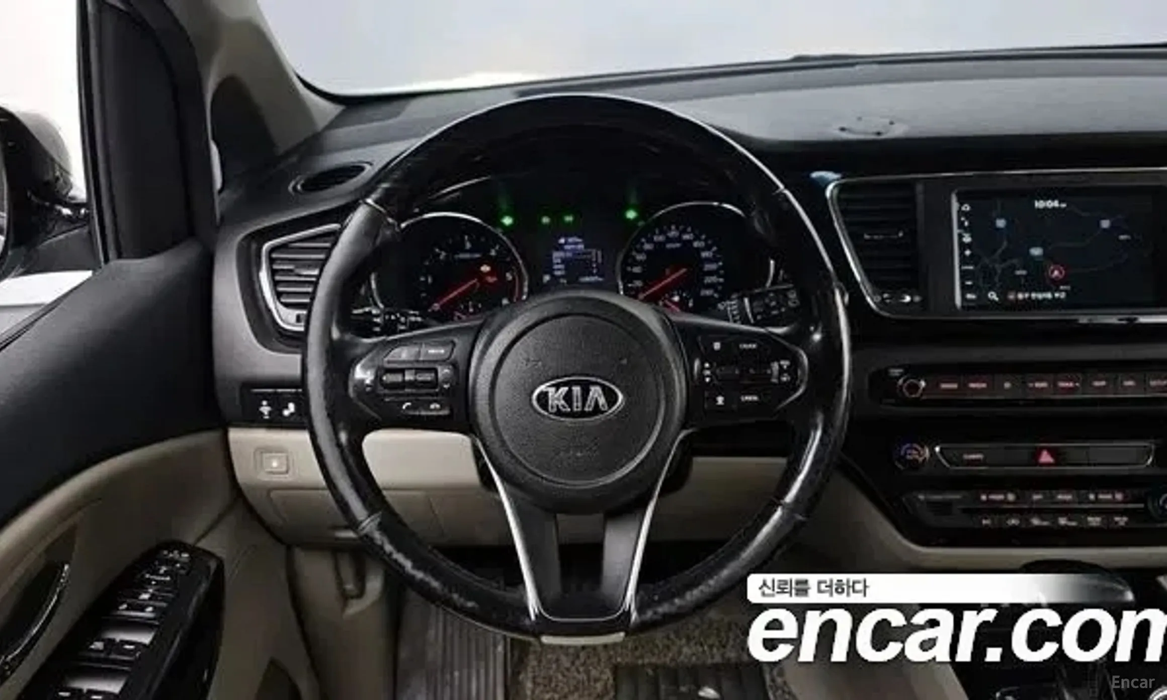 Kia Carnival превью 13