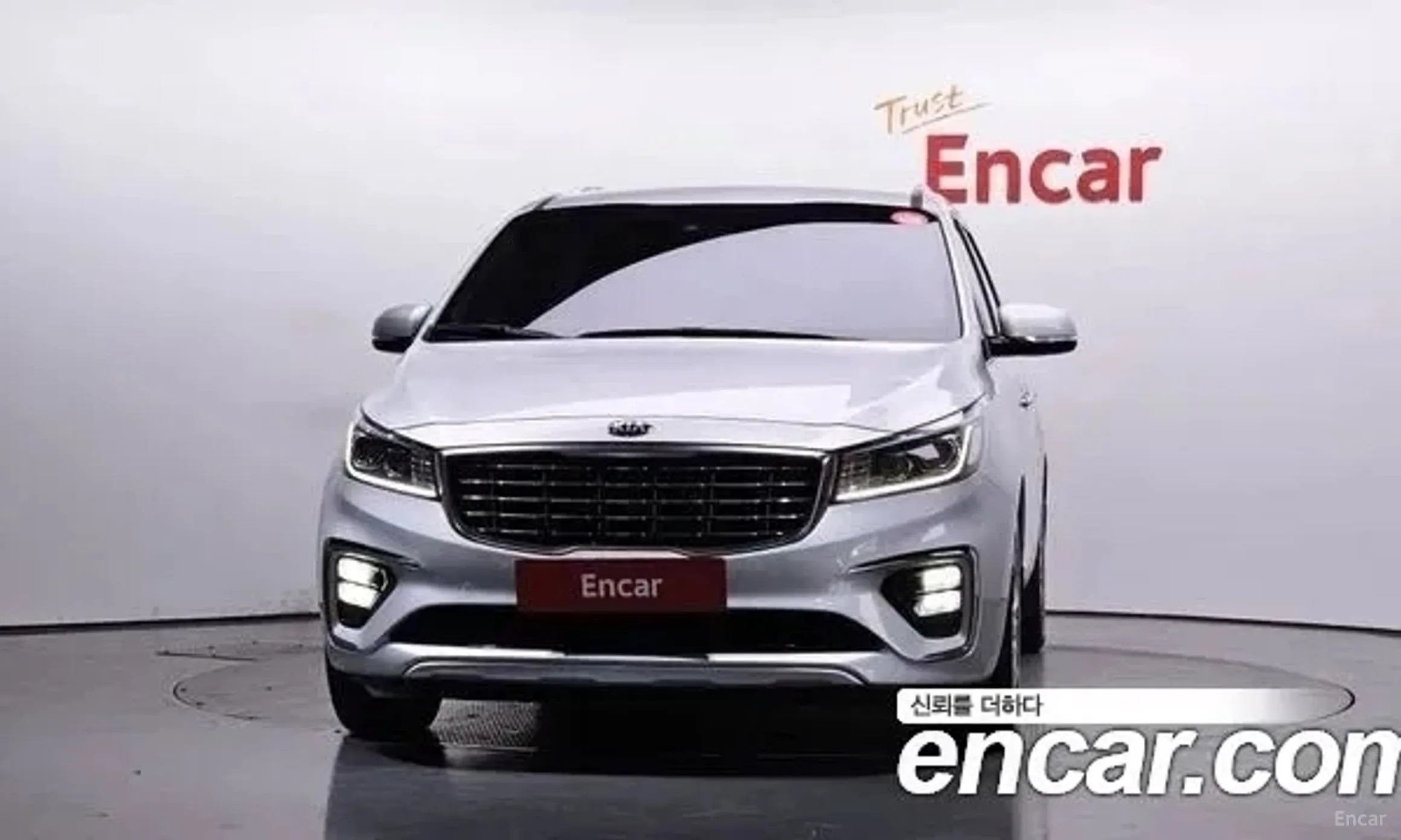 Kia Carnival превью 3