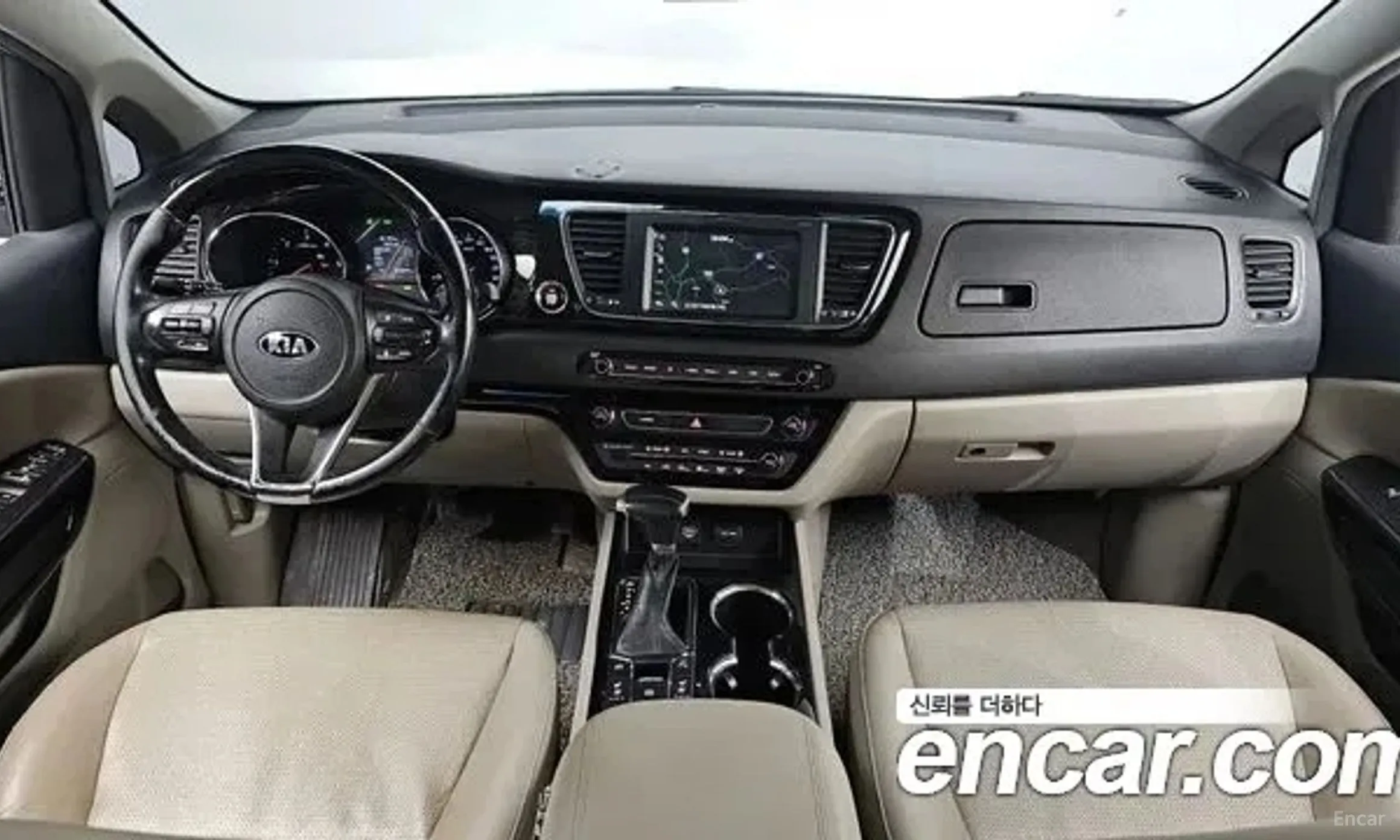 Kia Carnival превью 7