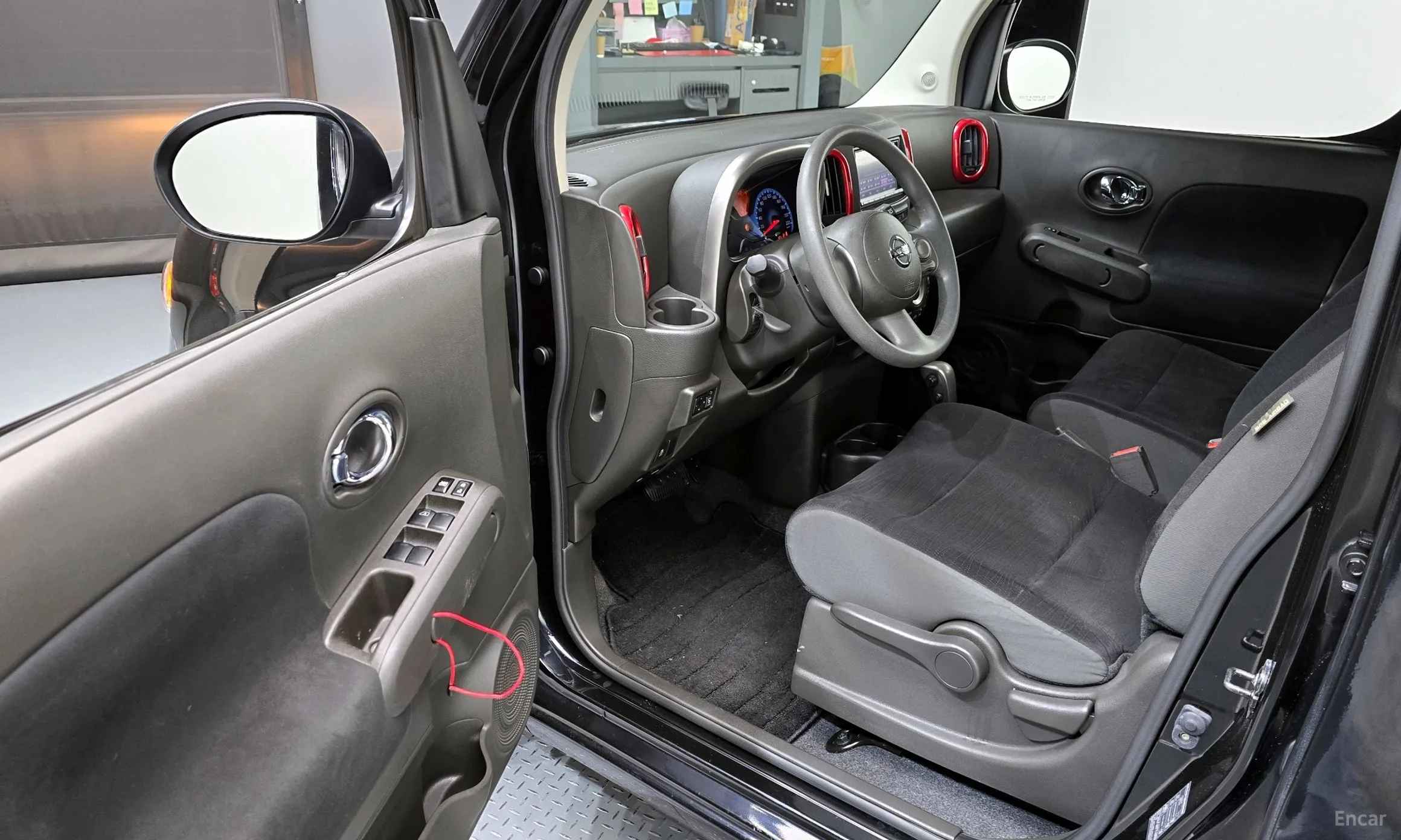 Nissan Cube превью 10