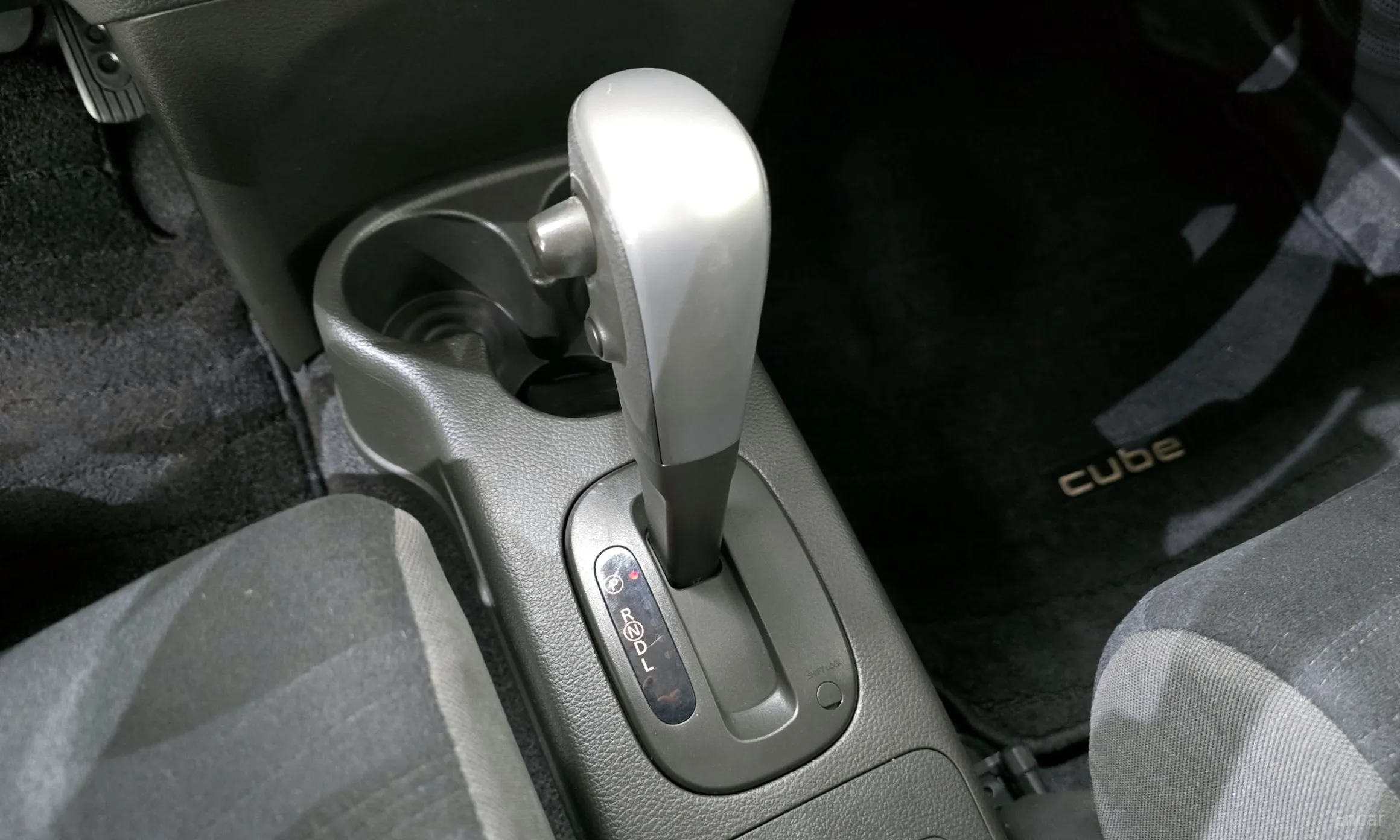 Nissan Cube превью 9
