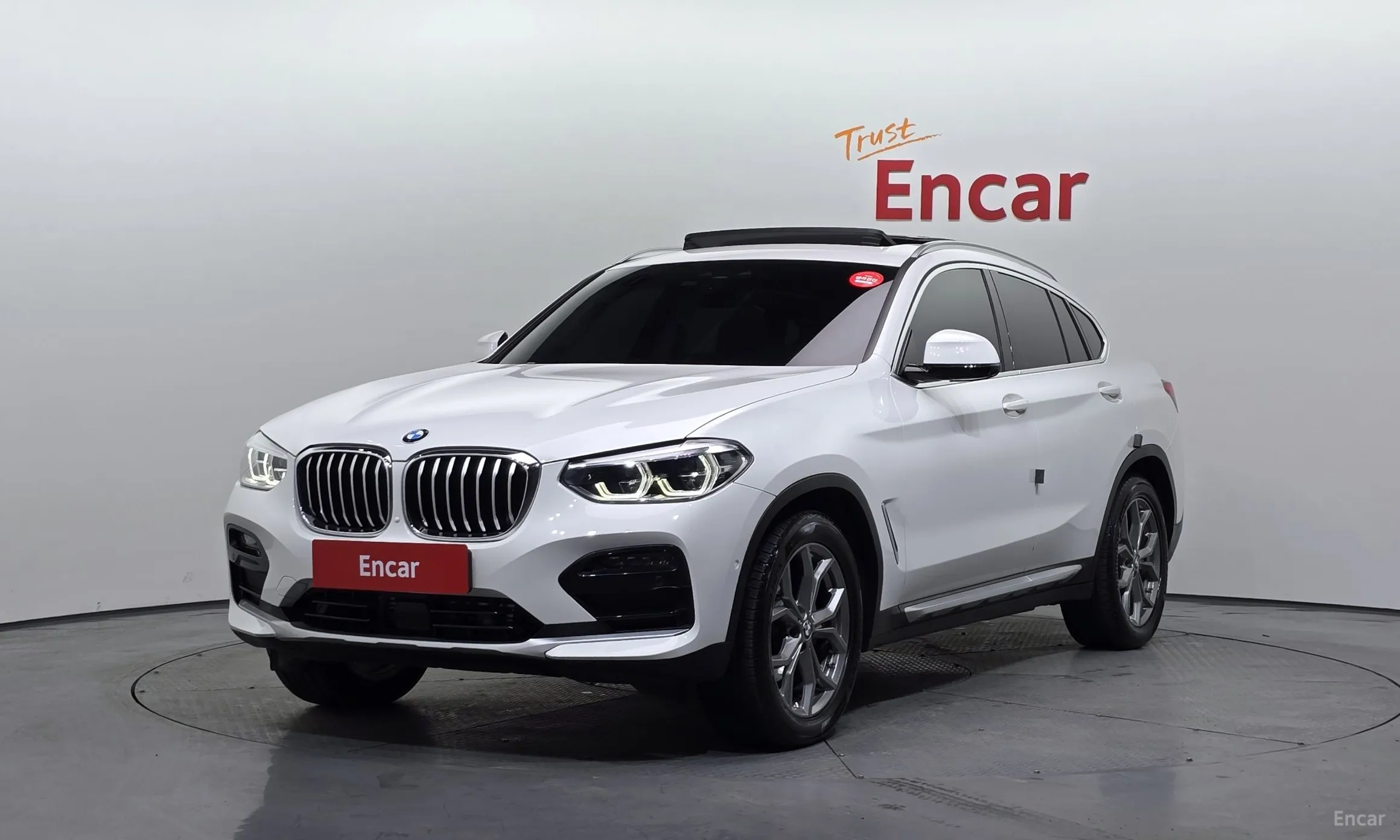 X4 (G02)