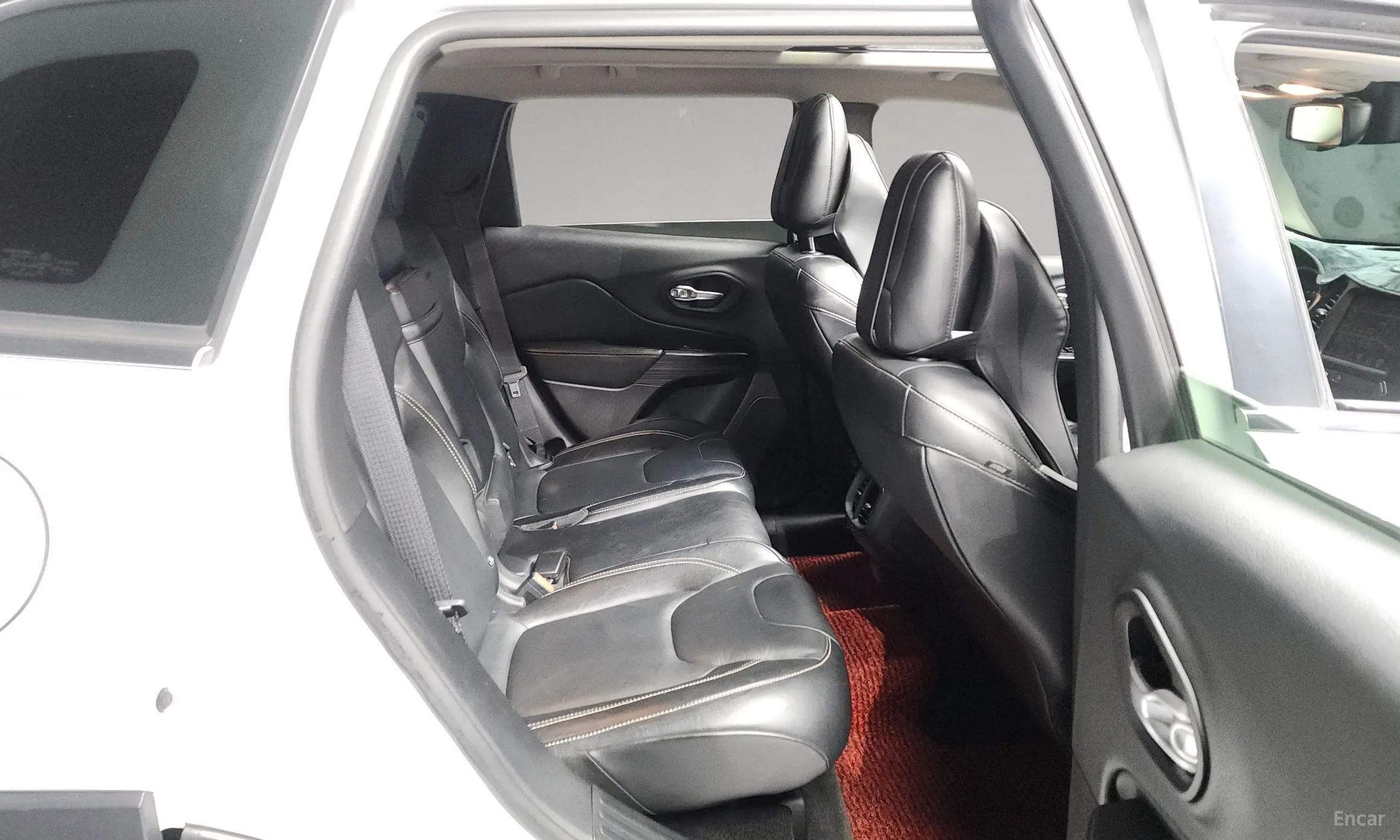 Jeep Cherokee (KL) превью 12