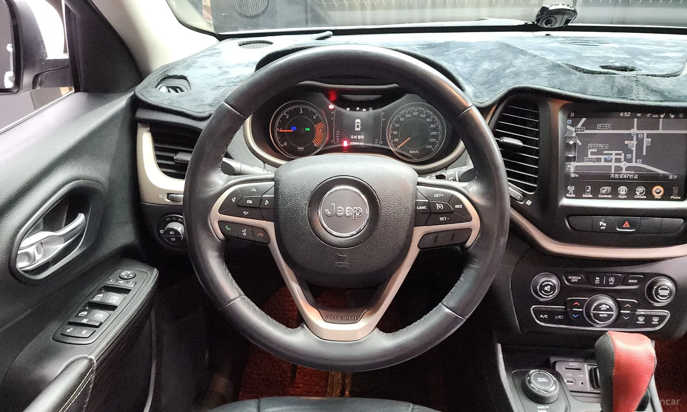Jeep Cherokee (KL) превью 13