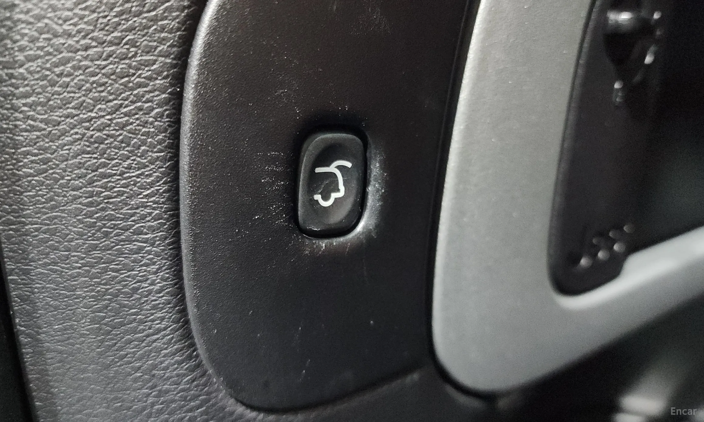 Jeep Cherokee (KL) превью 19