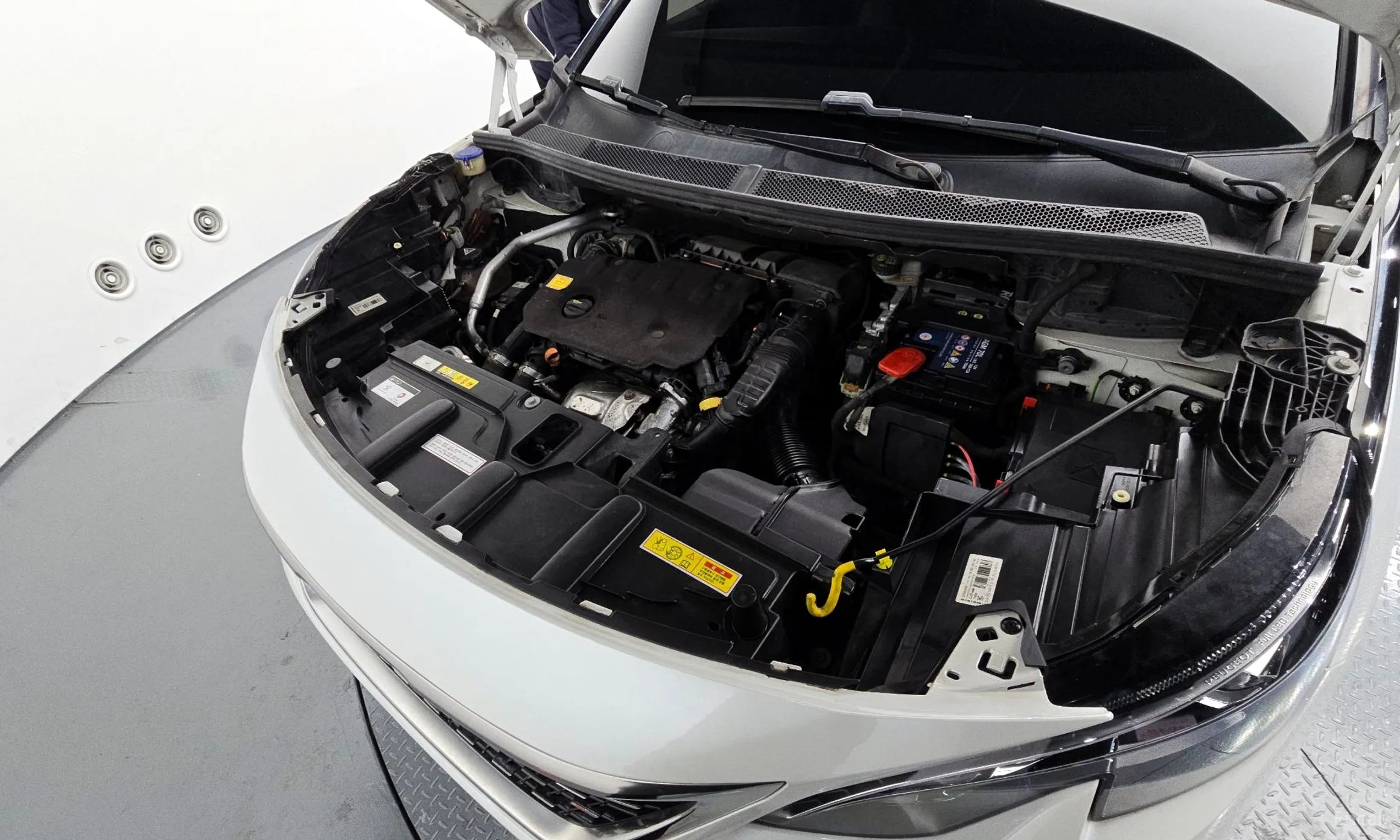 Peugeot 3008 2nd generation превью 6