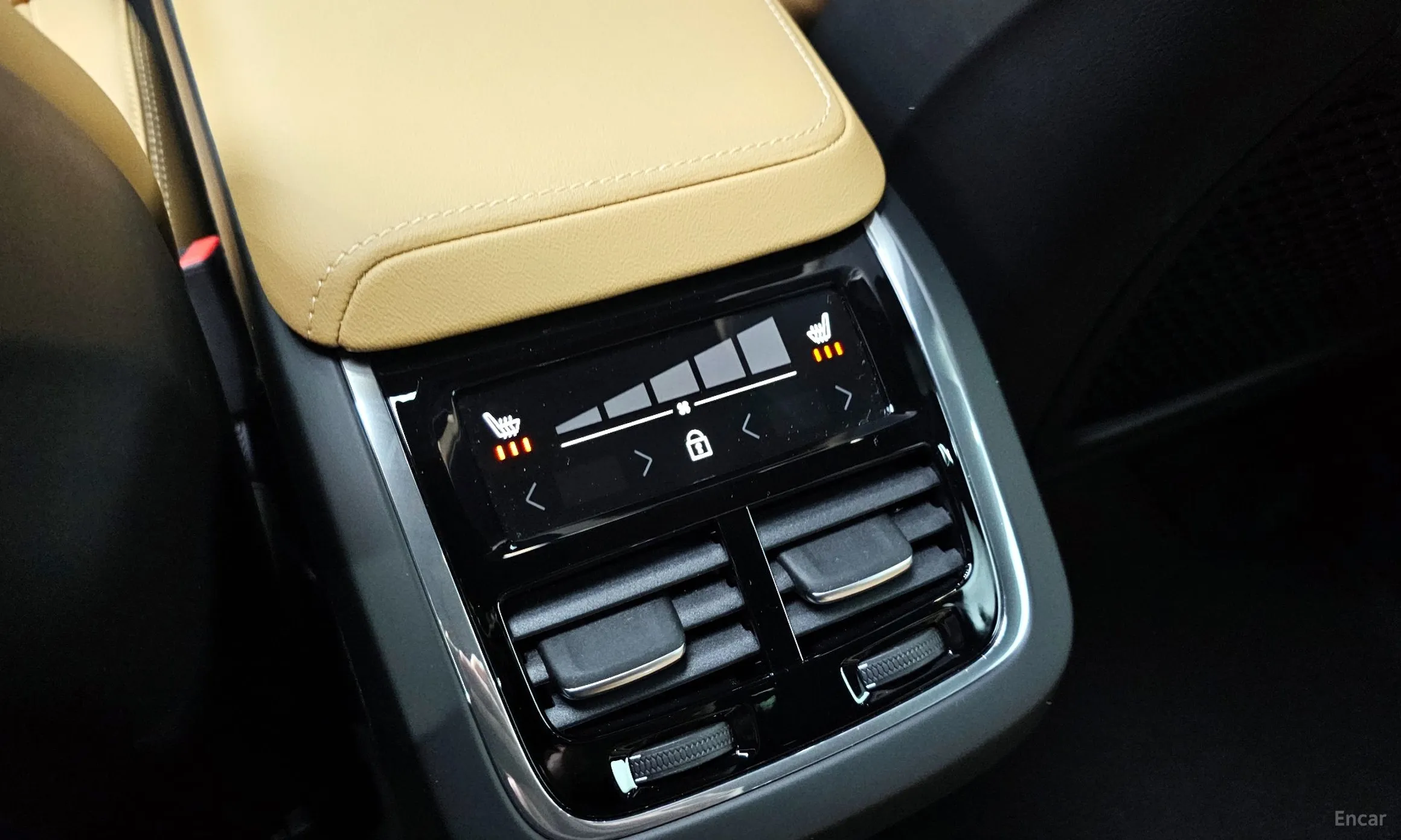 Volvo XC60 Gen 2 превью 17