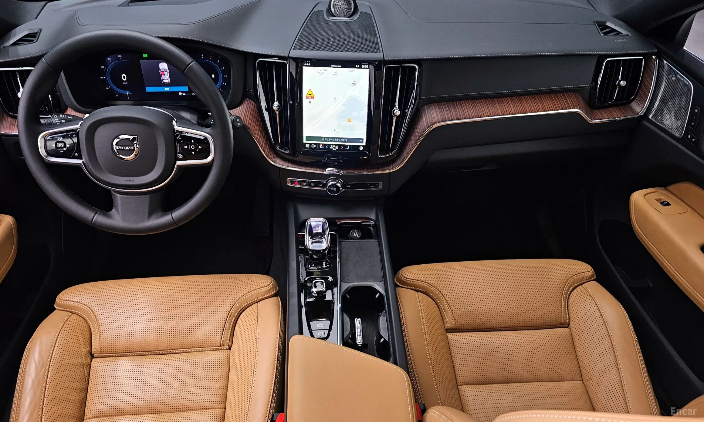 Volvo XC60 Gen 2 превью 7