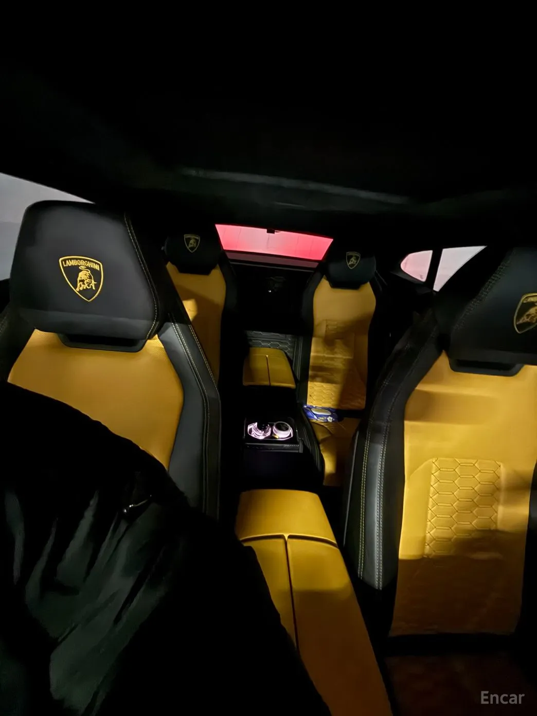 Lamborghini Urus превью 6