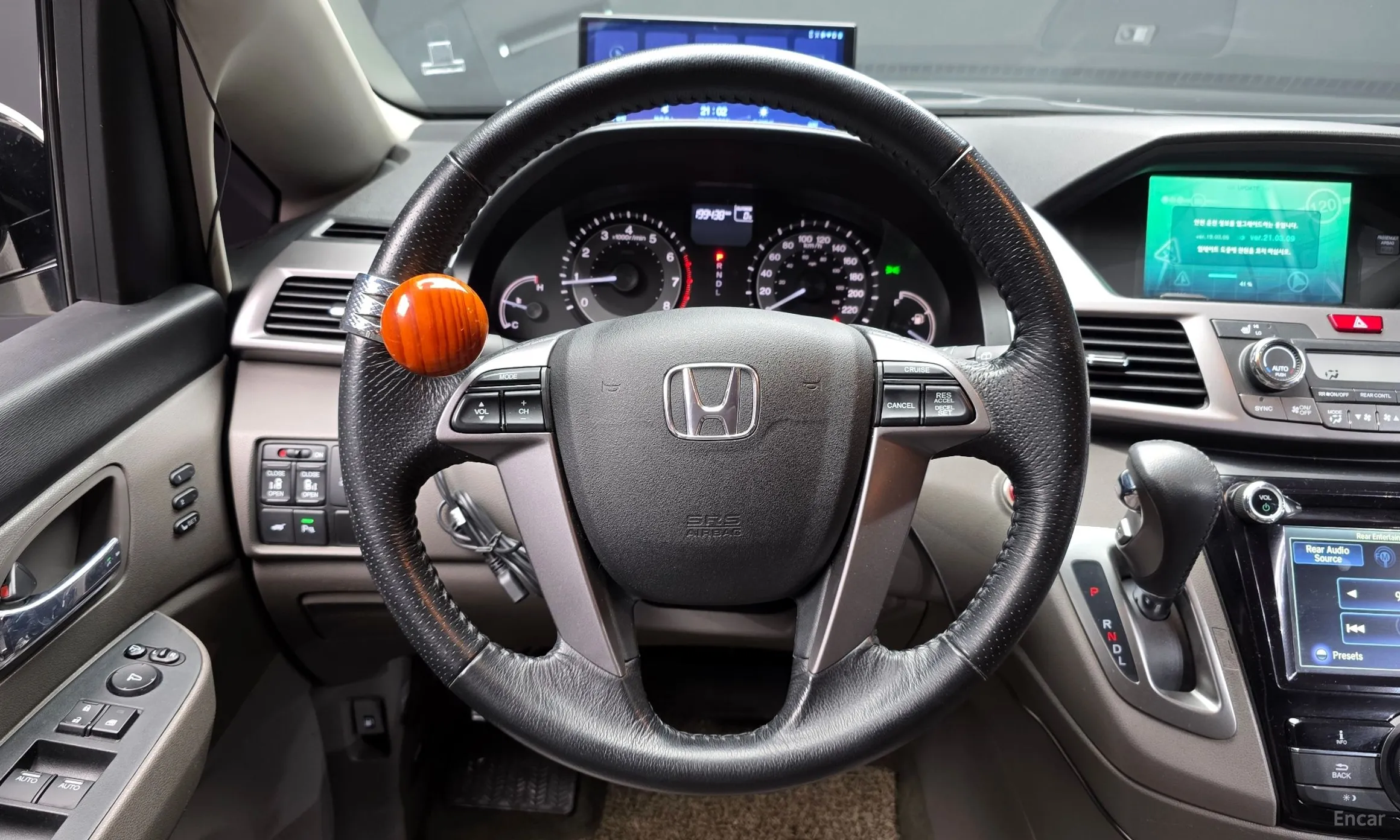 Honda Odyssey превью 13