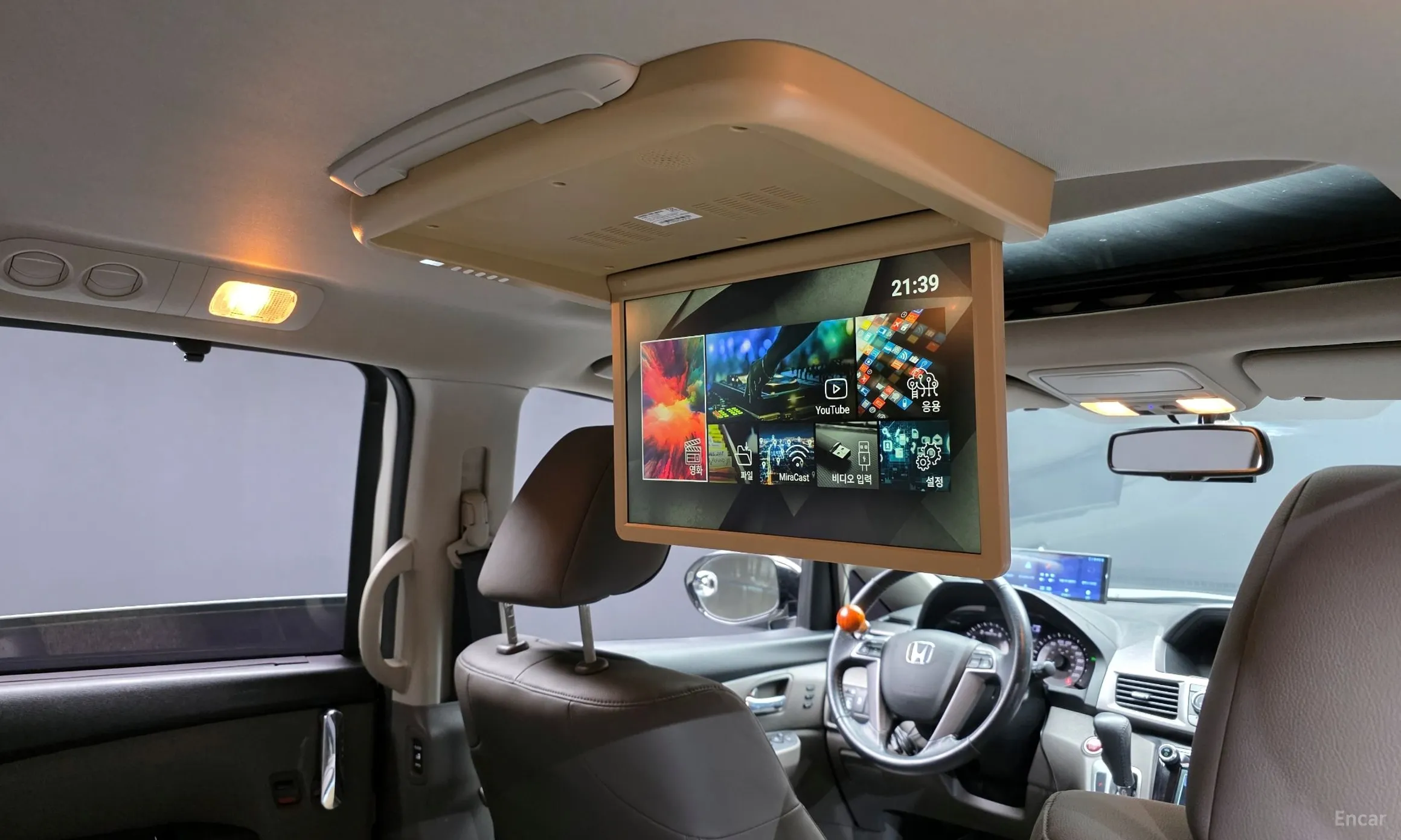 Honda Odyssey превью 16