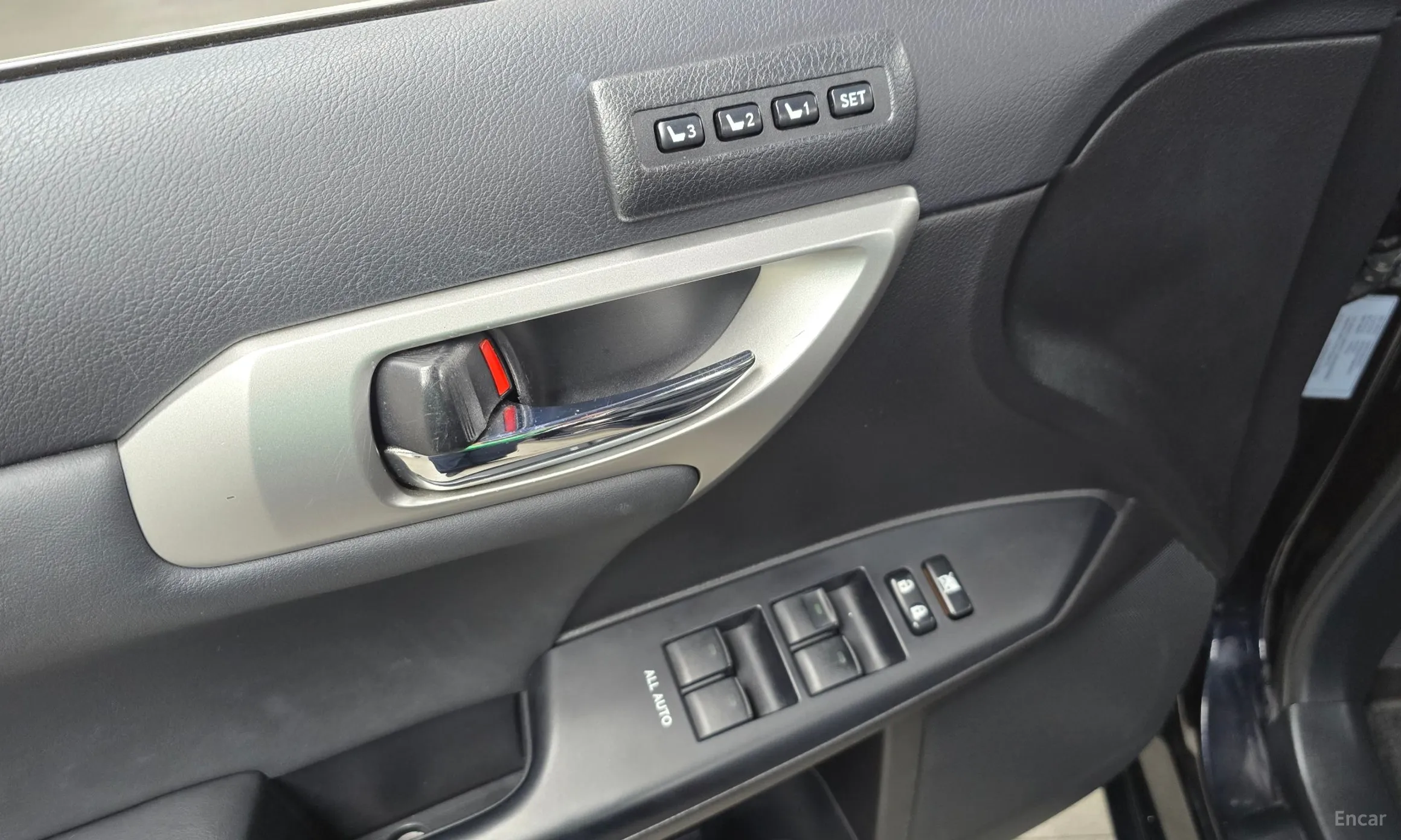 Lexus CT200h превью 16