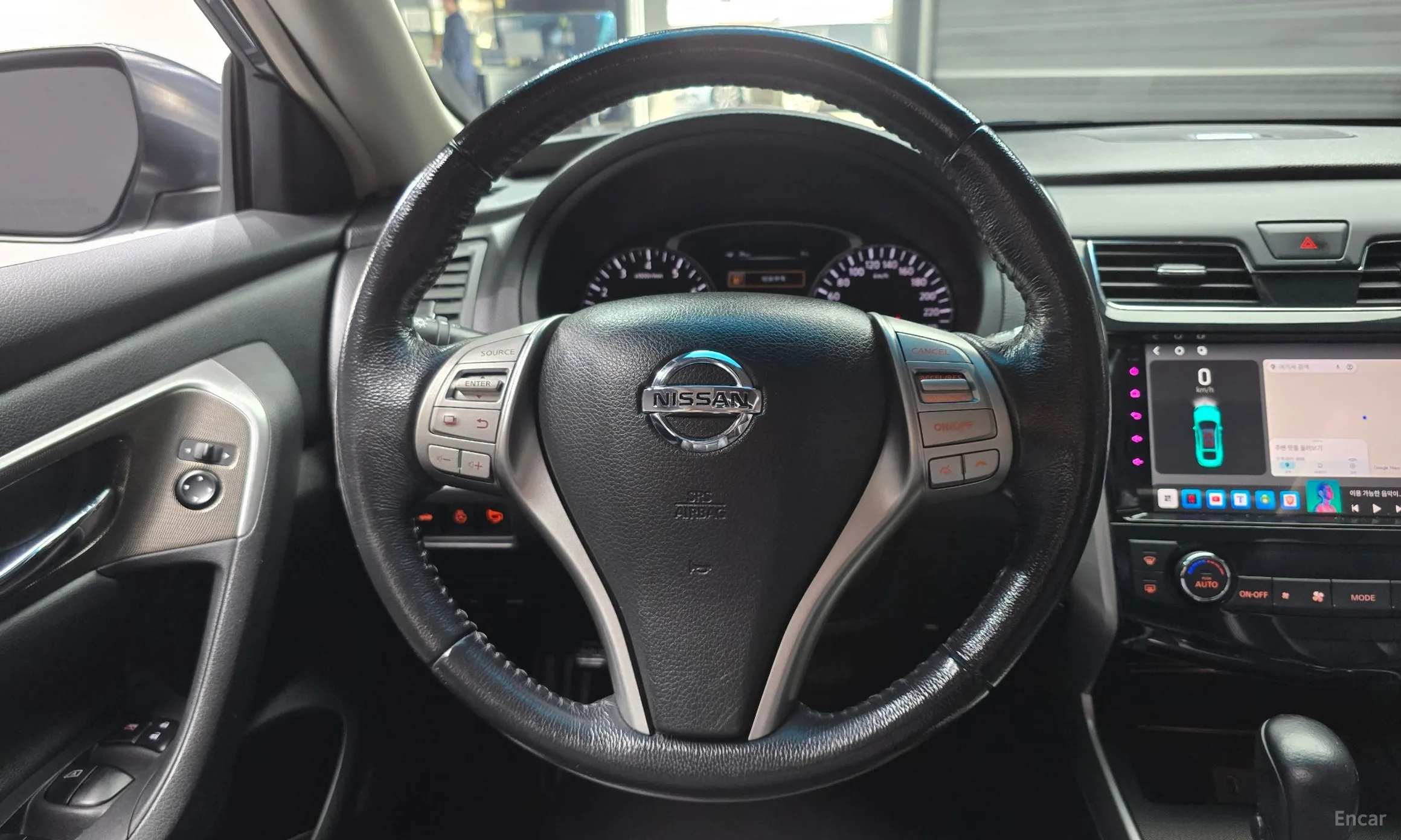Nissan Altima превью 14