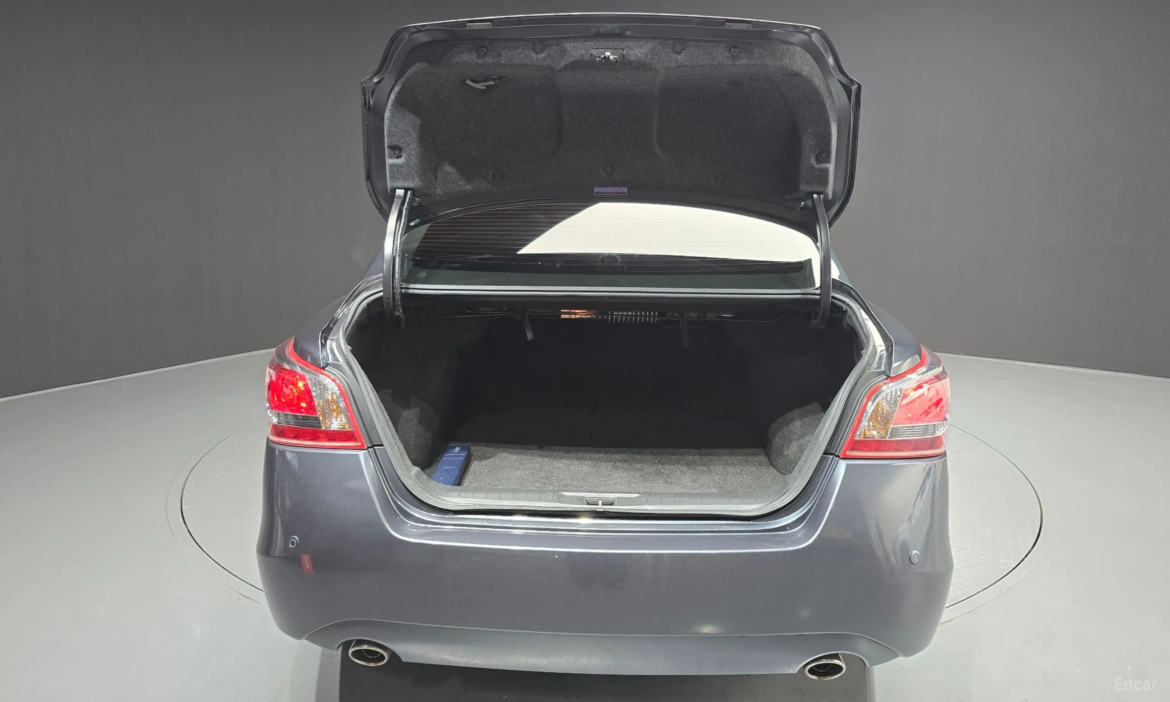 Nissan Altima превью 20