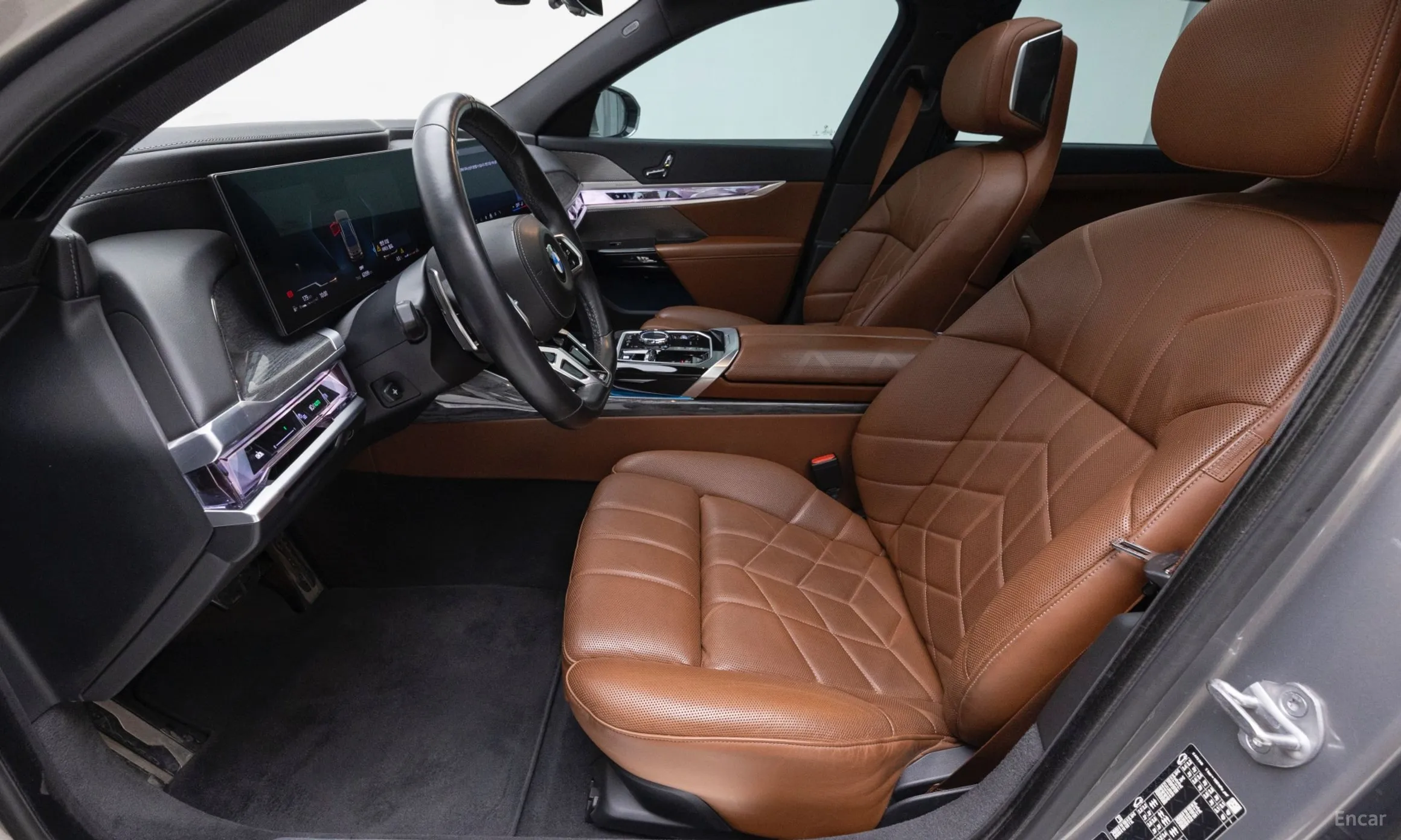 BMW 7 Series (G70) превью 10