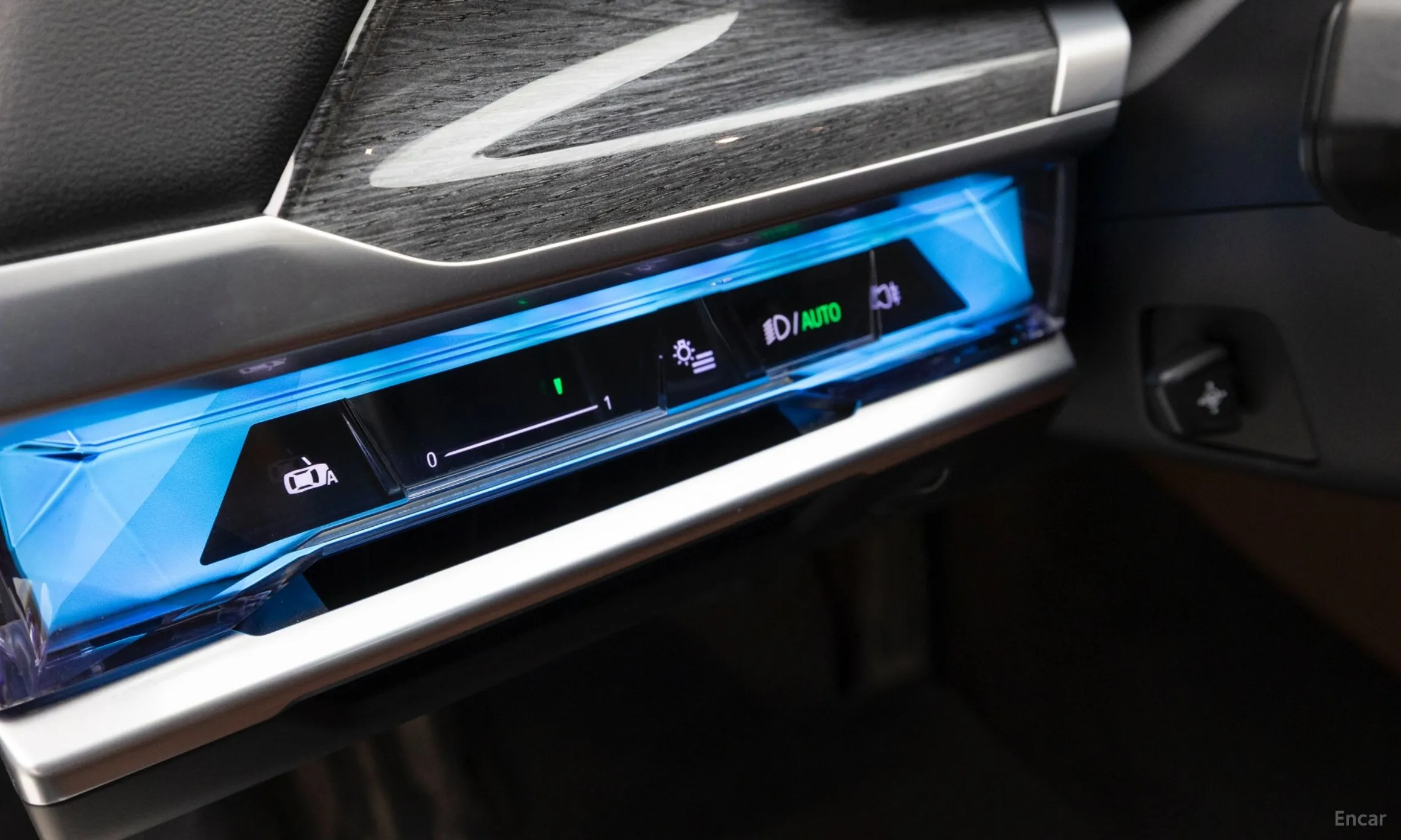 BMW 7 Series (G70) превью 13