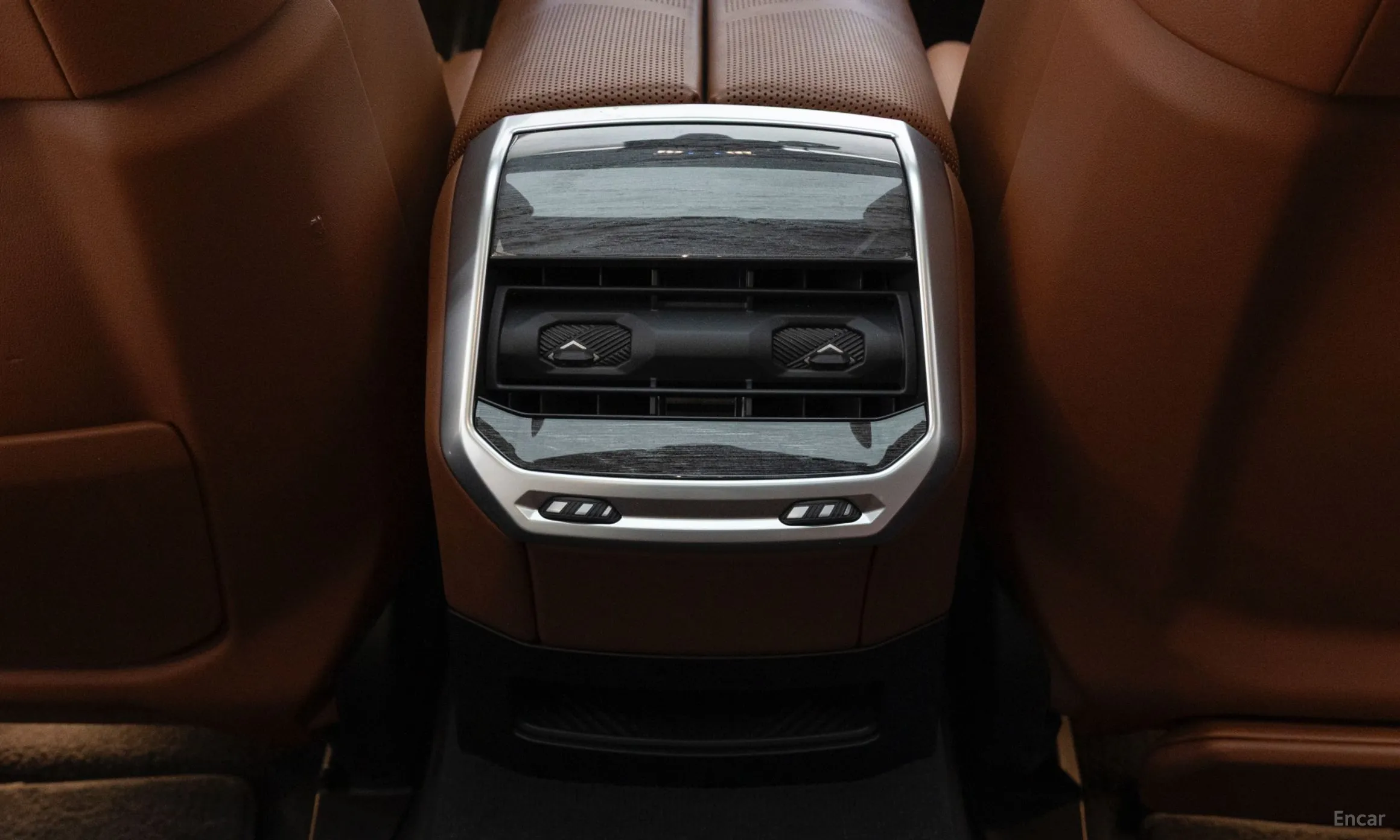 BMW 7 Series (G70) превью 18