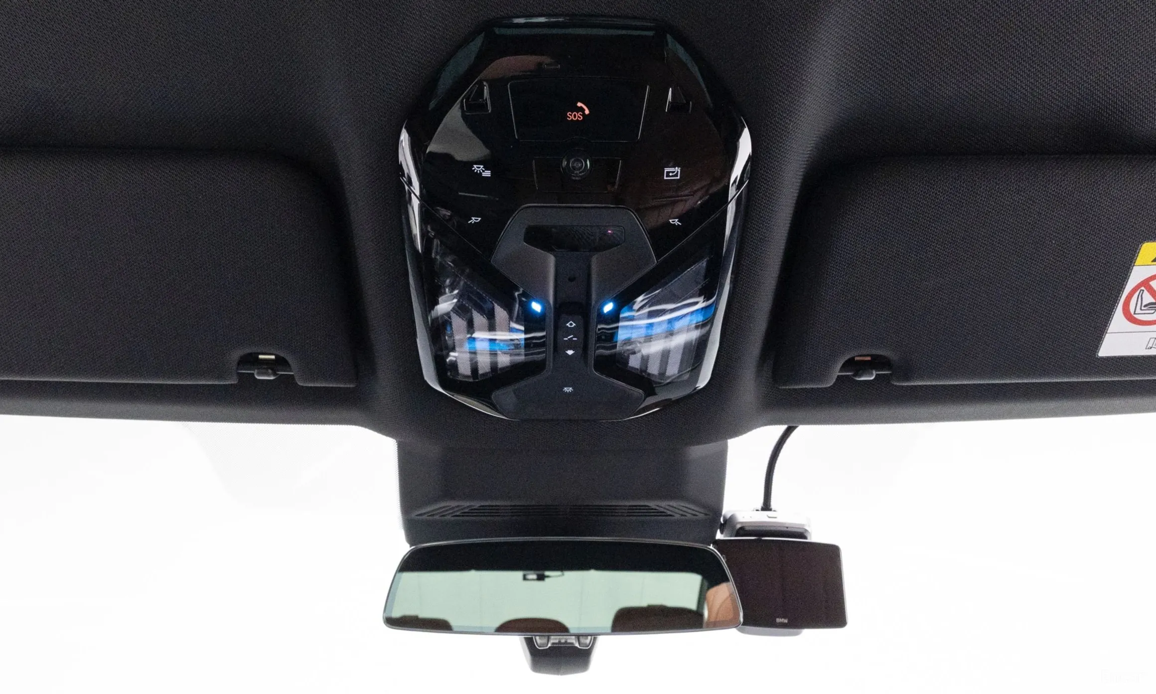 BMW 7 Series (G70) превью 19