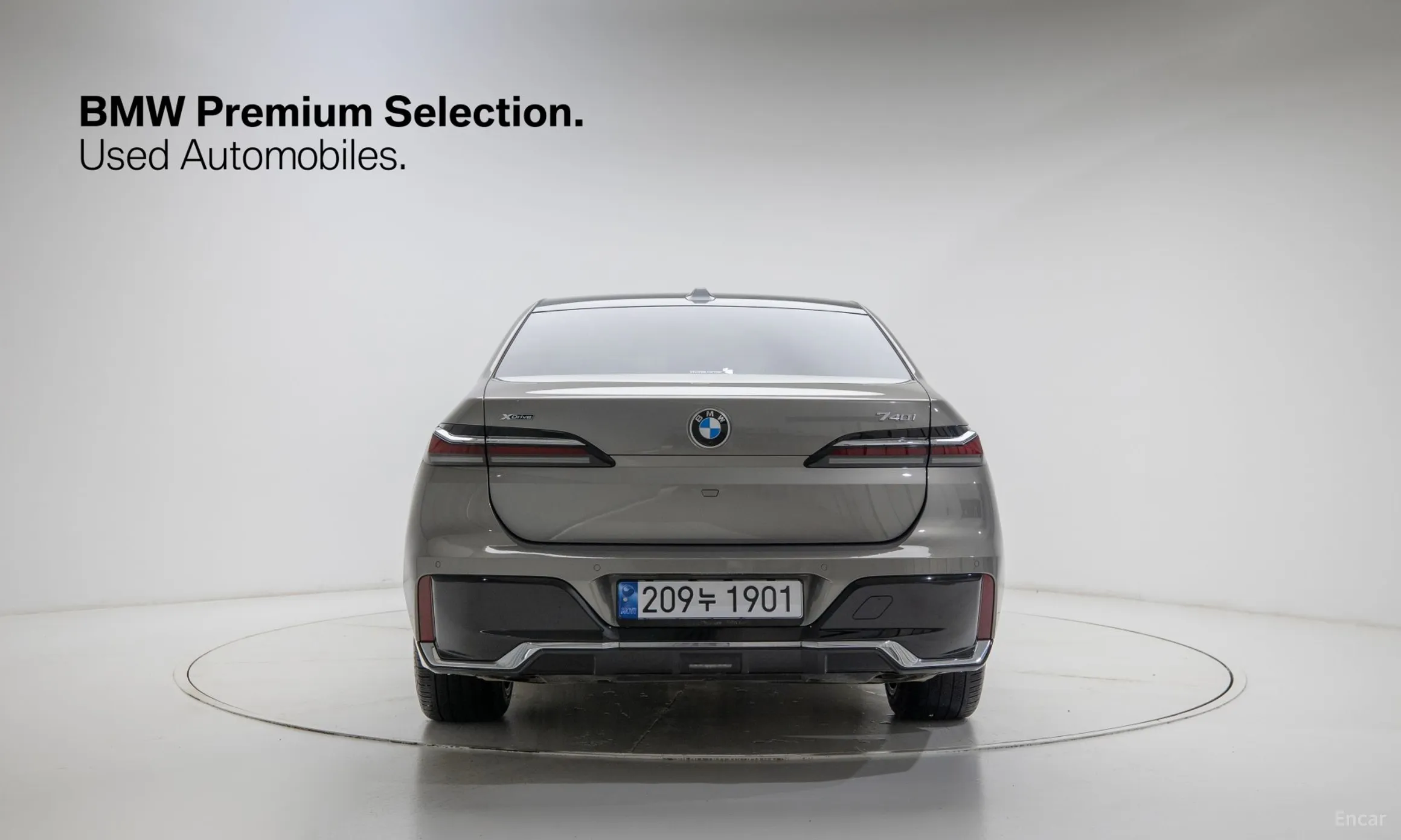 BMW 7 Series (G70) превью 4