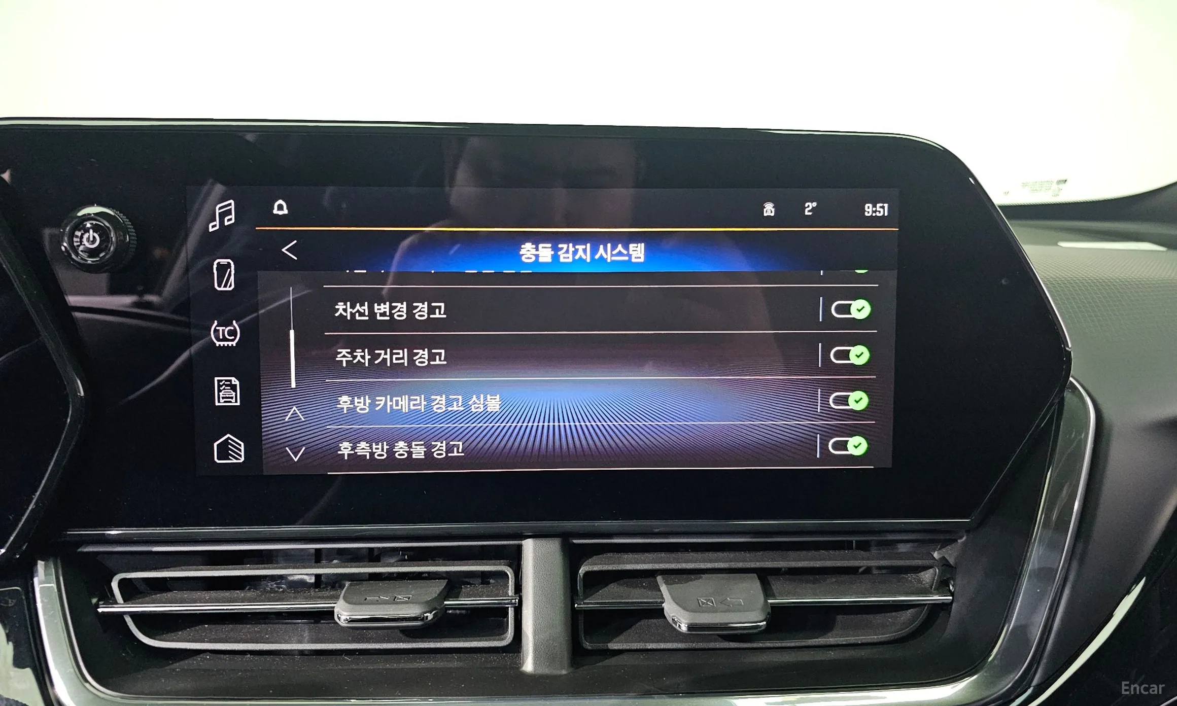 Chevrolet (GM Daewoo) Trax Crossover превью 17