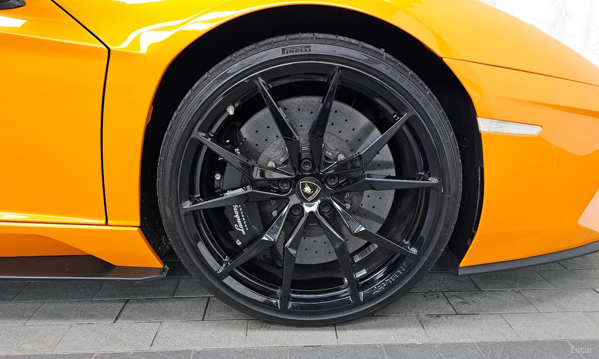 Lamborghini Aventador превью 5