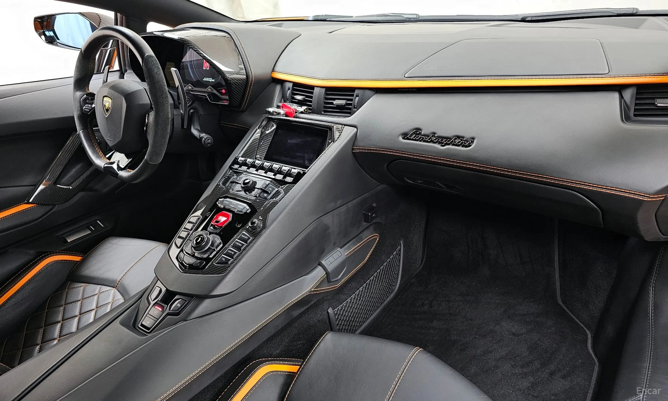 Lamborghini Aventador превью 7