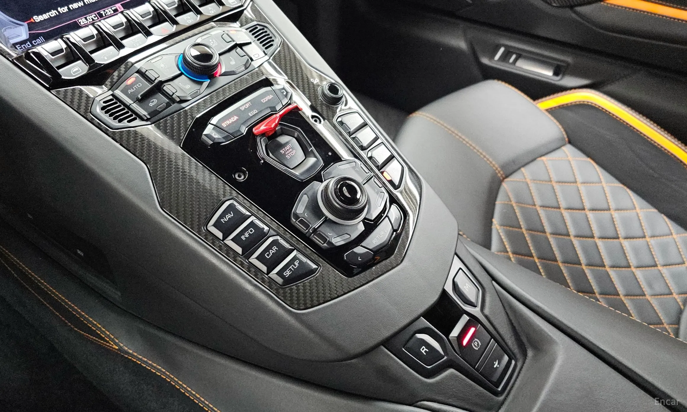 Lamborghini Aventador превью 9