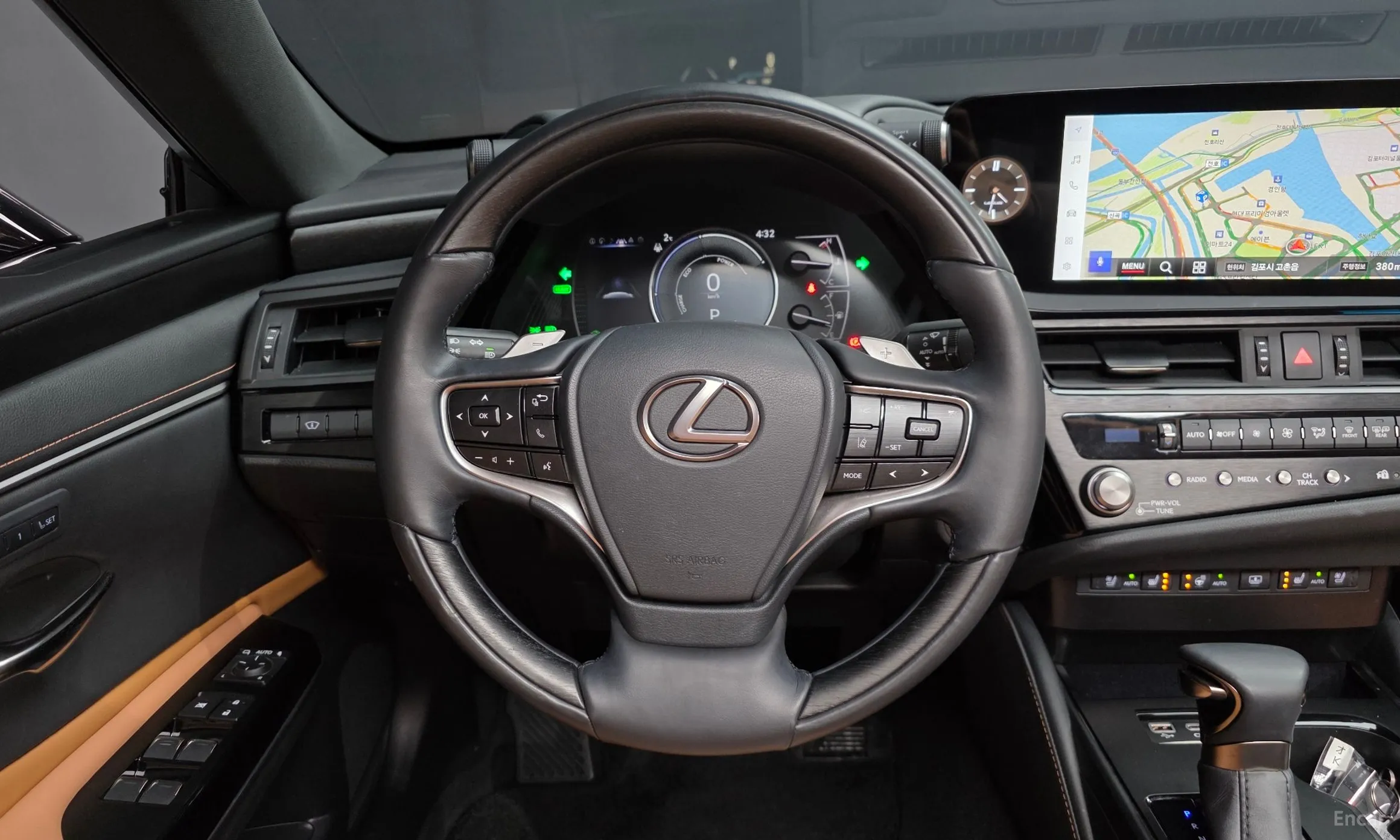 Lexus ES300h 7th Generation превью 13