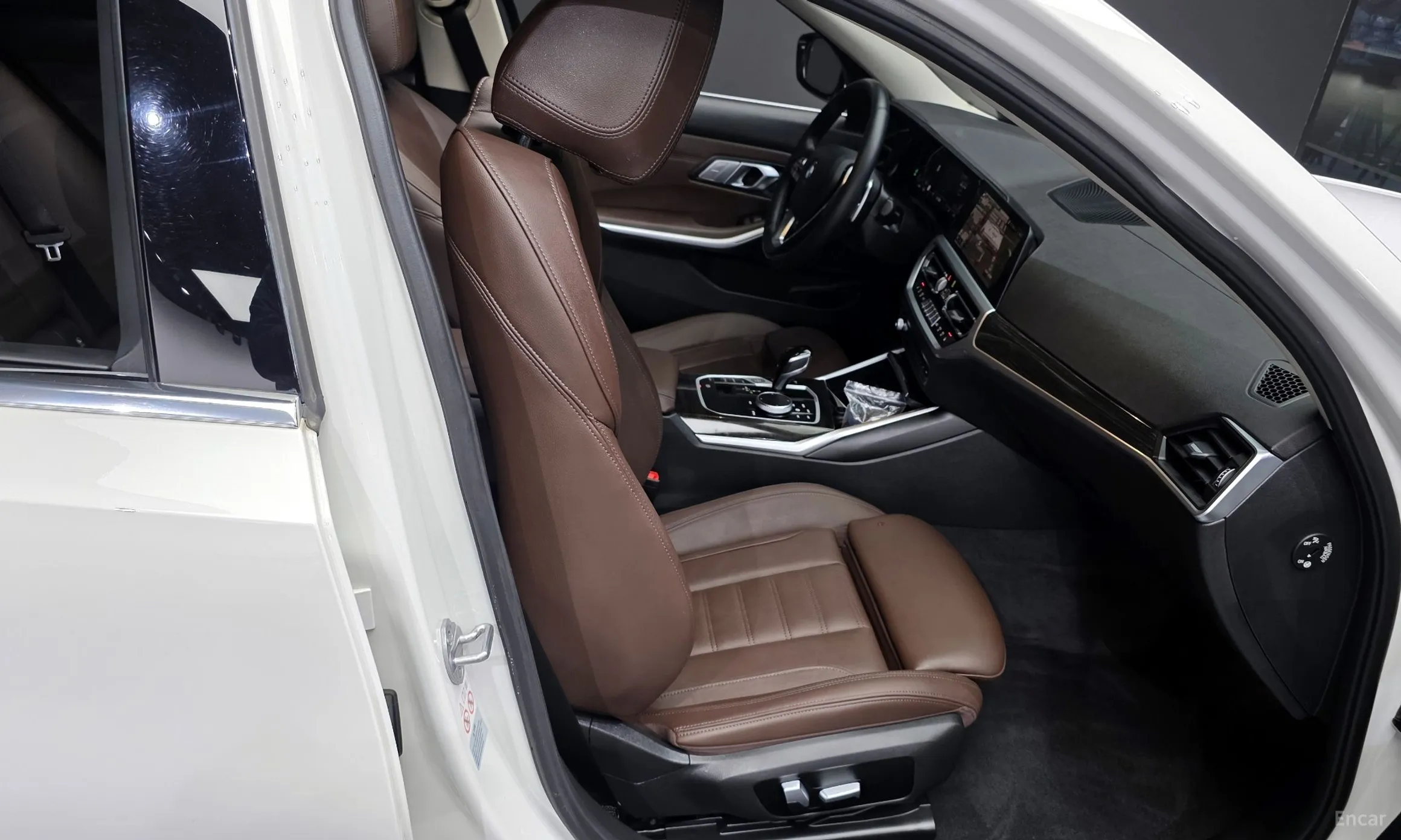 BMW 3 Series (G20) превью 12