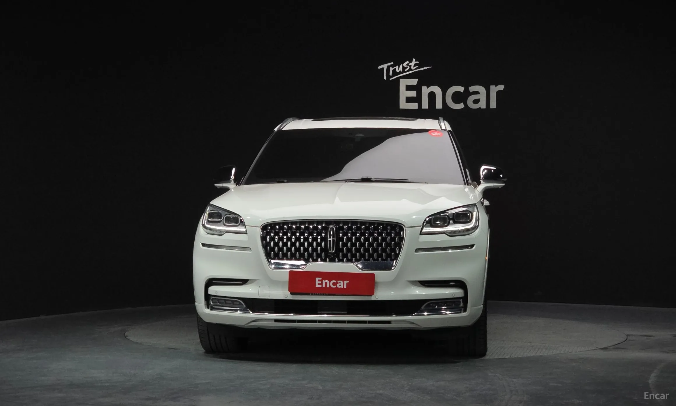 Lincoln Aviator 2nd Generation превью 3