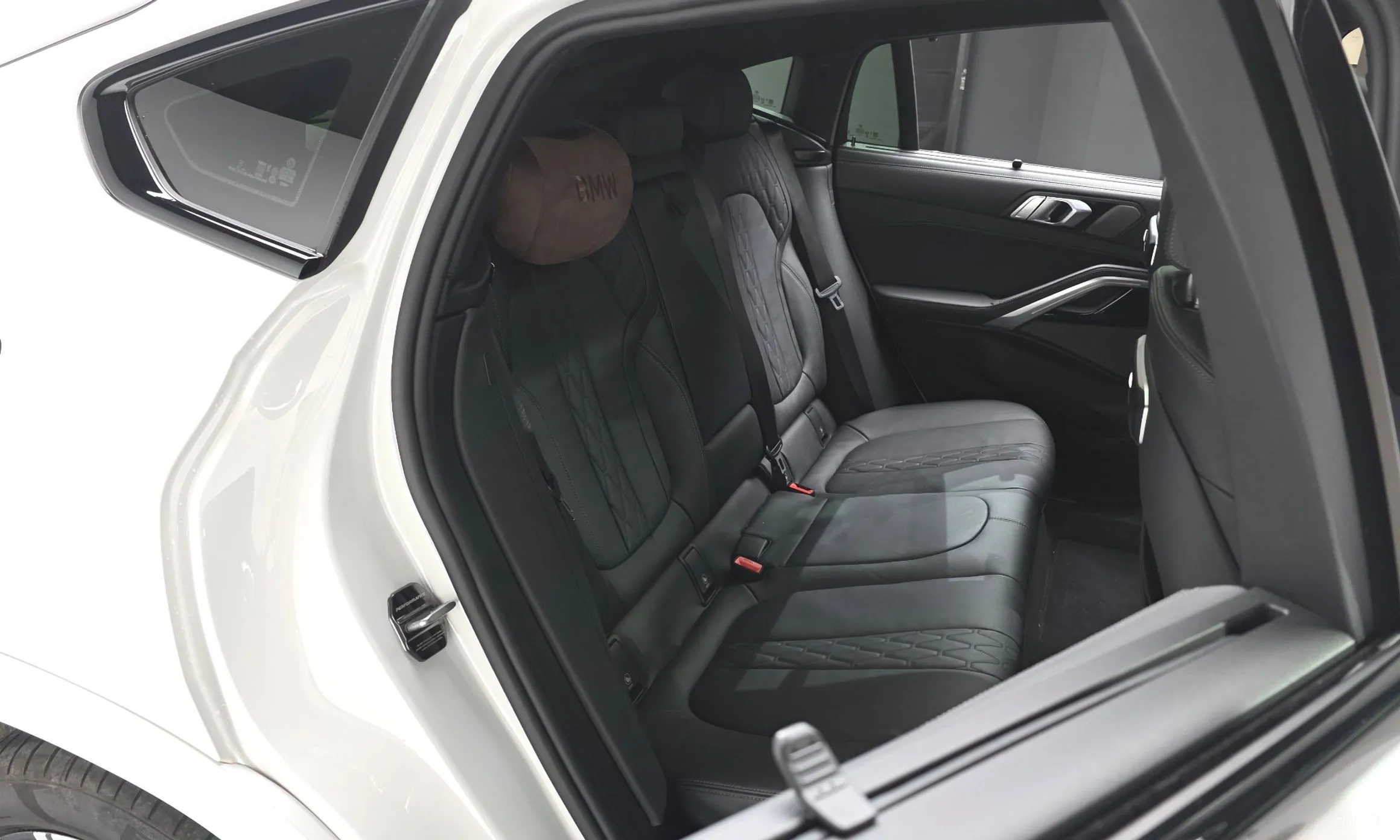 BMW X6 (G06) превью 11