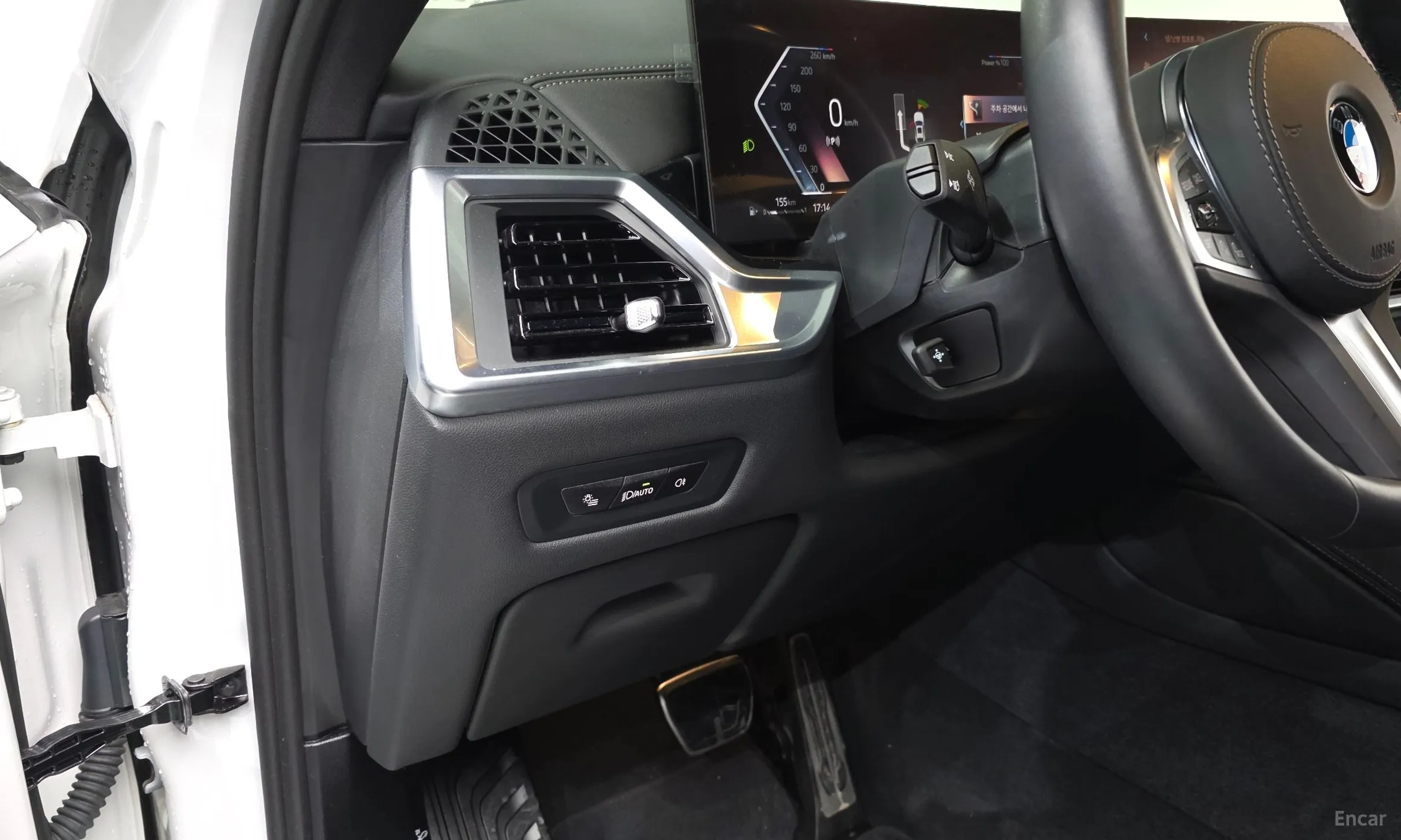 BMW X6 (G06) превью 13