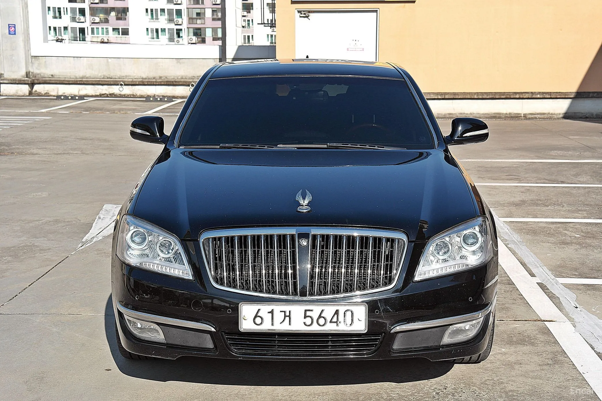 KG Mobility (SsangYong) Chairman W превью 3