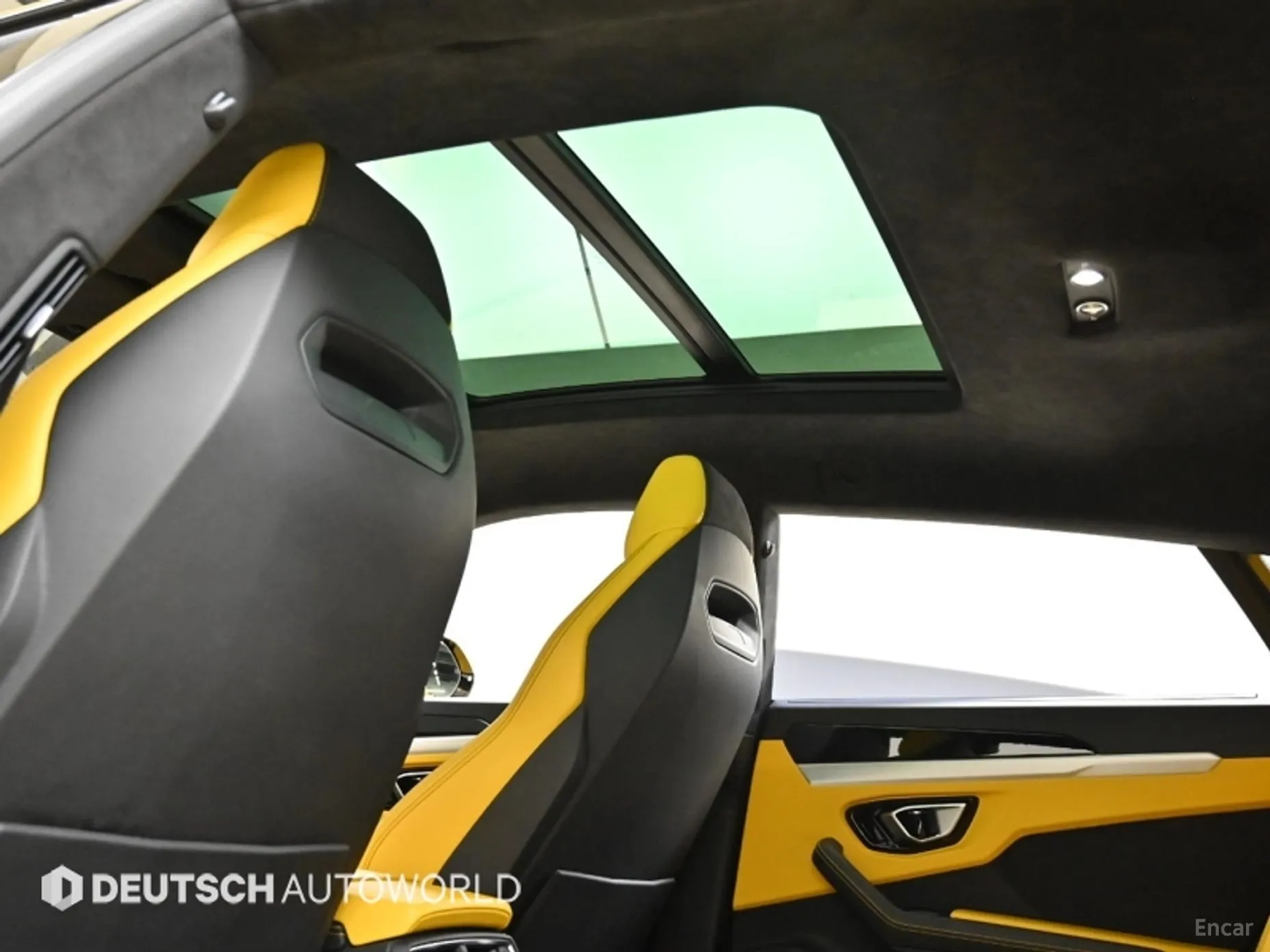 Lamborghini Urus превью 19