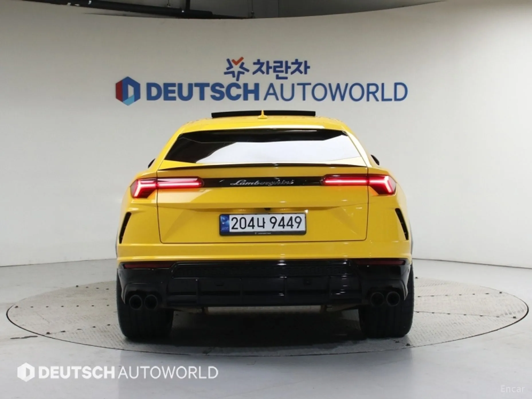 Lamborghini Urus превью 4
