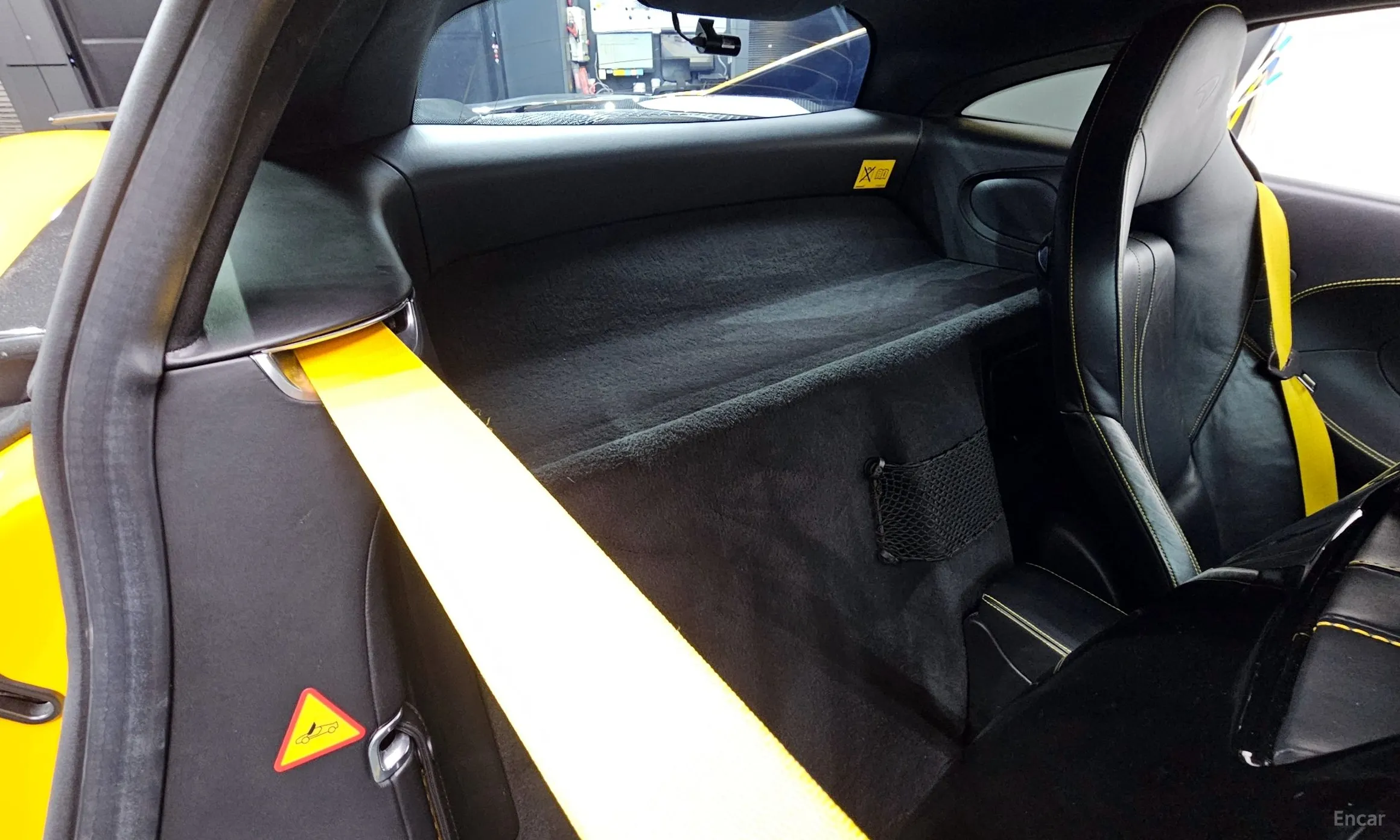 McLaren 570S превью 12