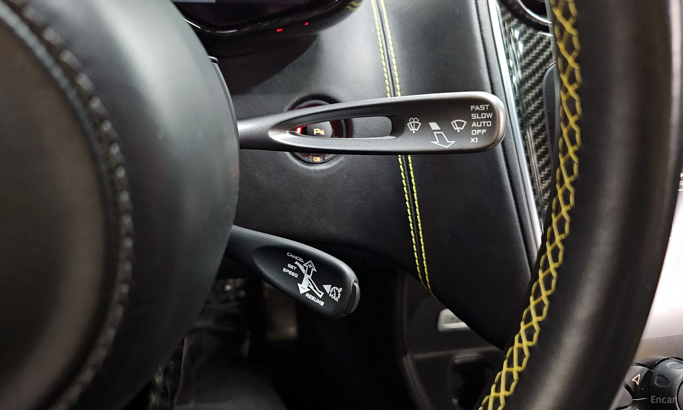 McLaren 570S превью 18