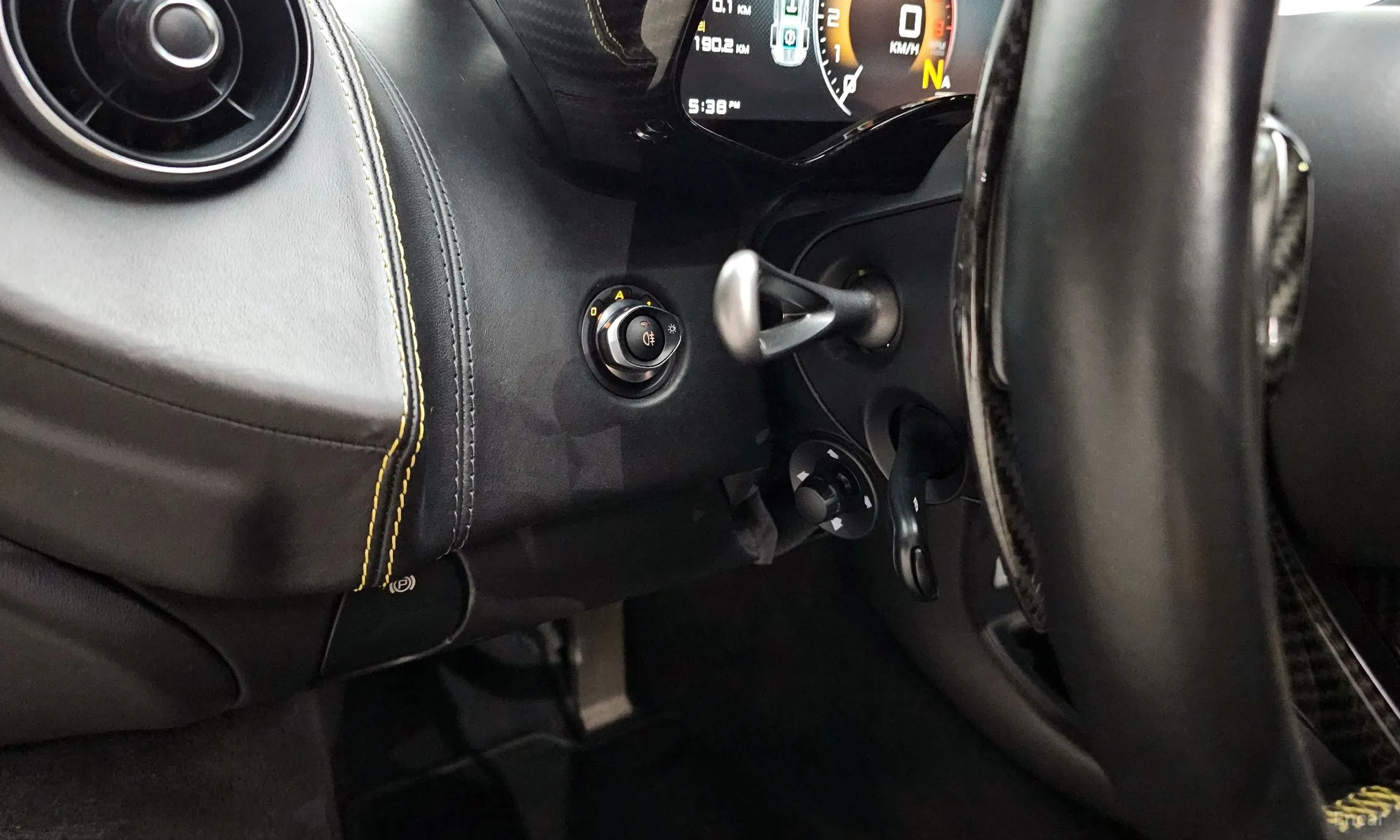 McLaren 570S превью 19