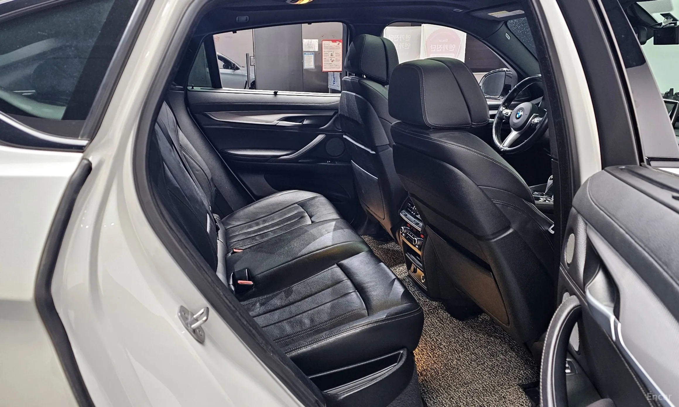 BMW X6 (F16) превью 12