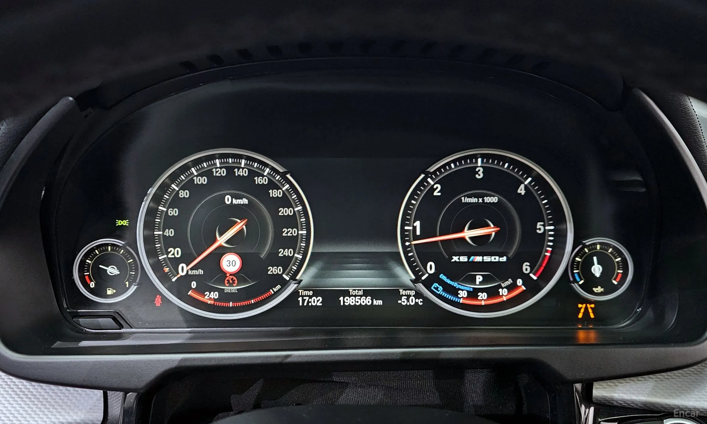BMW X6 (F16) превью 8
