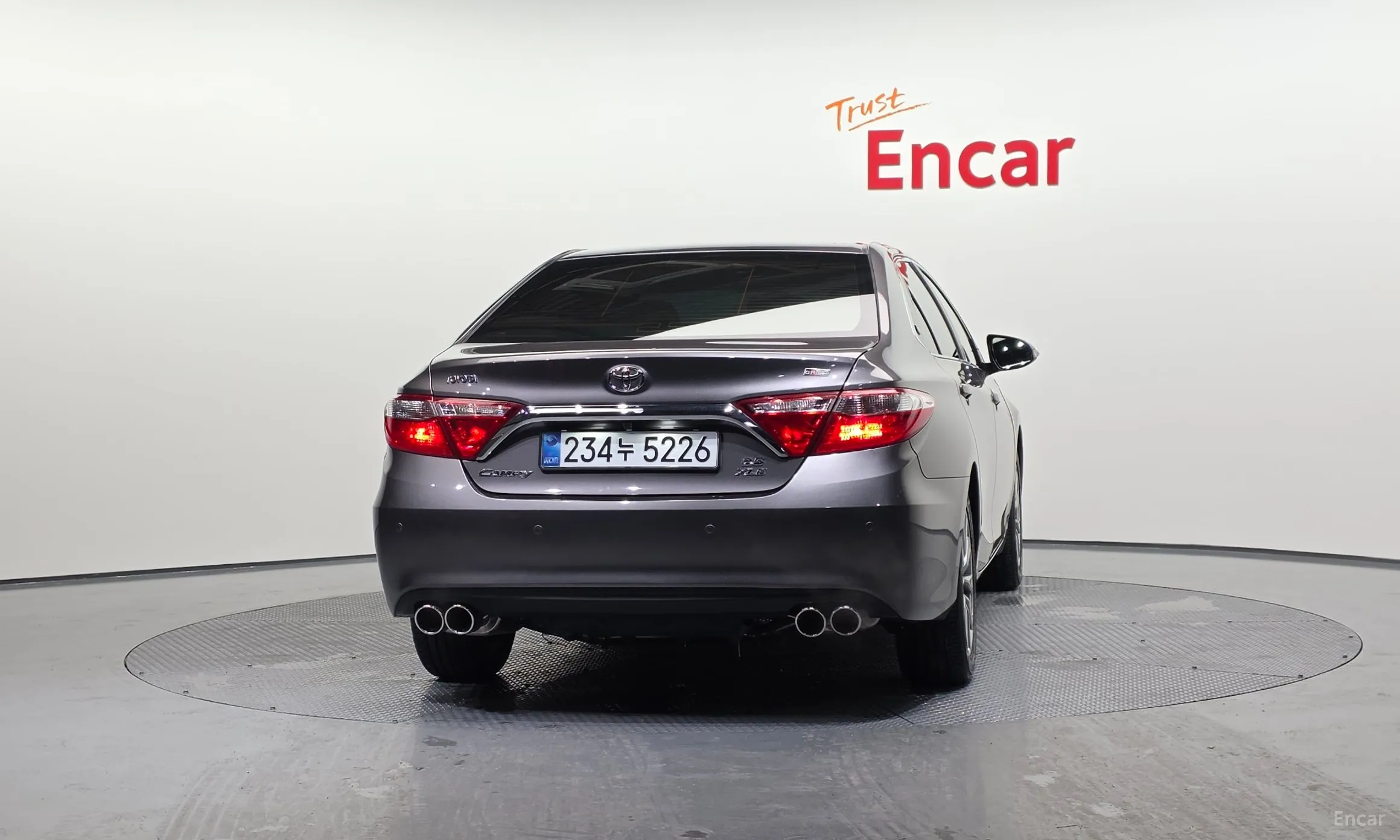 Toyota New Camry превью 4