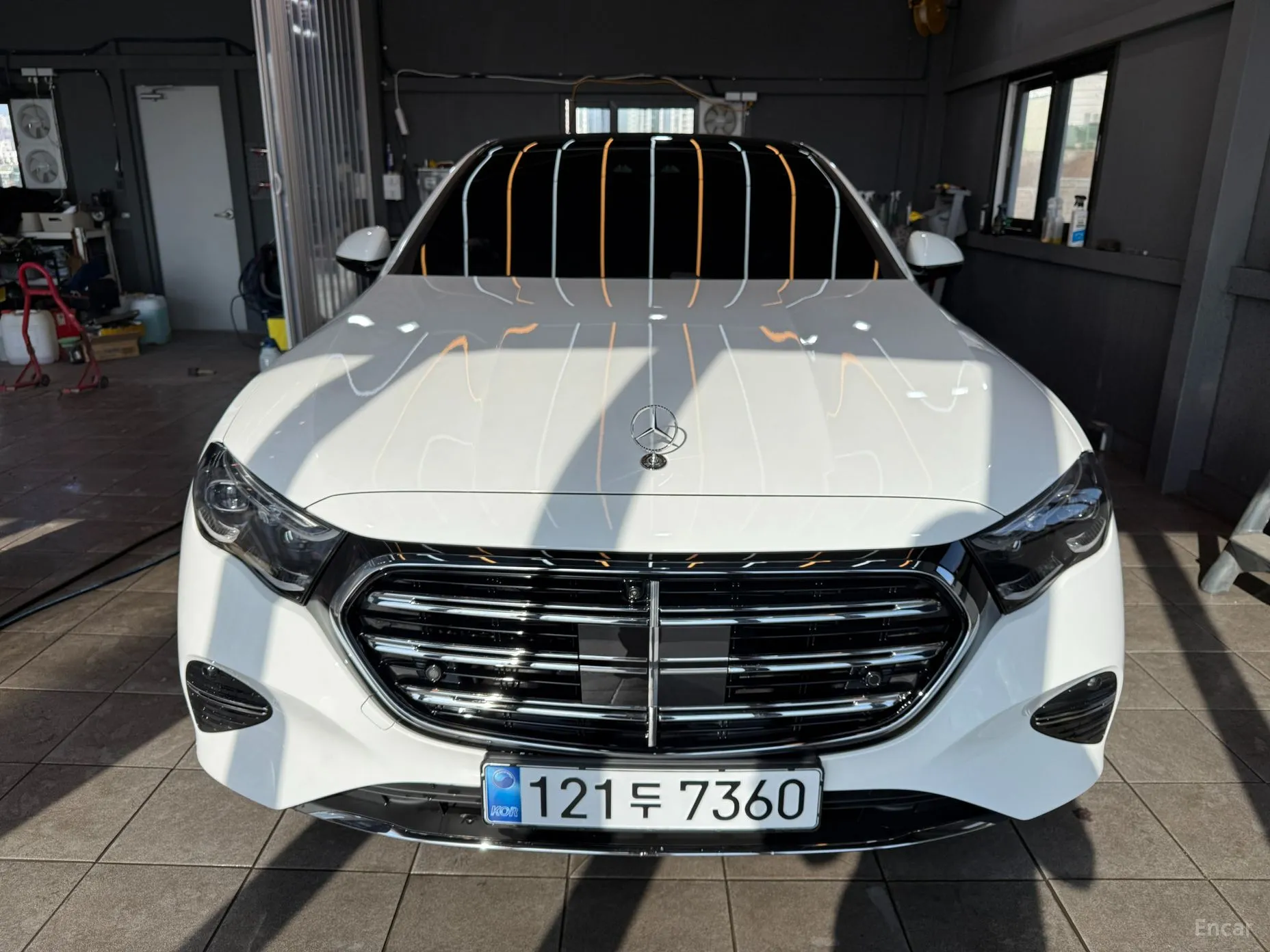 E-Class W214