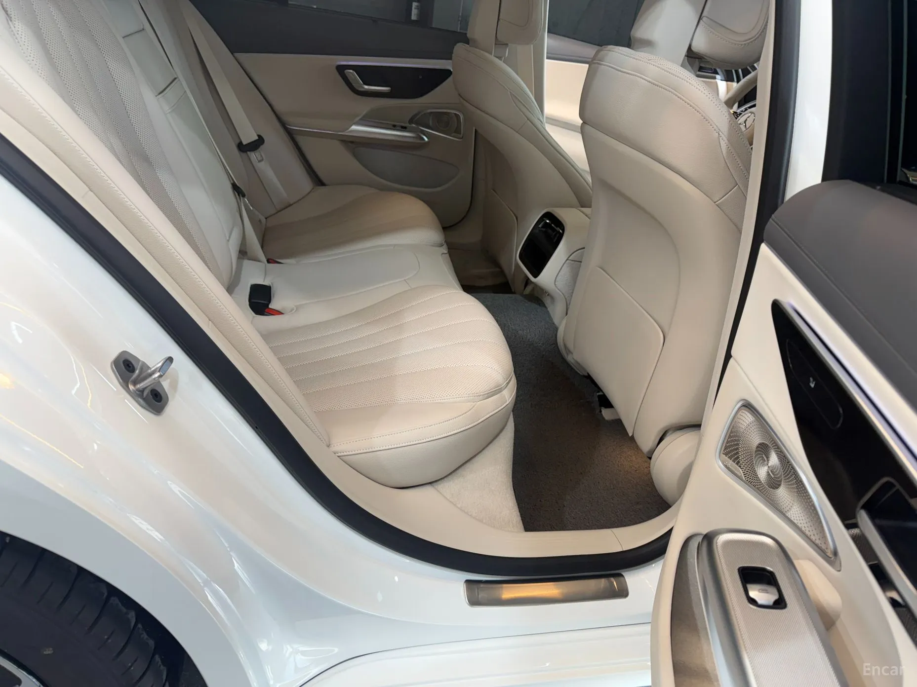 Mercedes Benz E-Class W214 превью 13