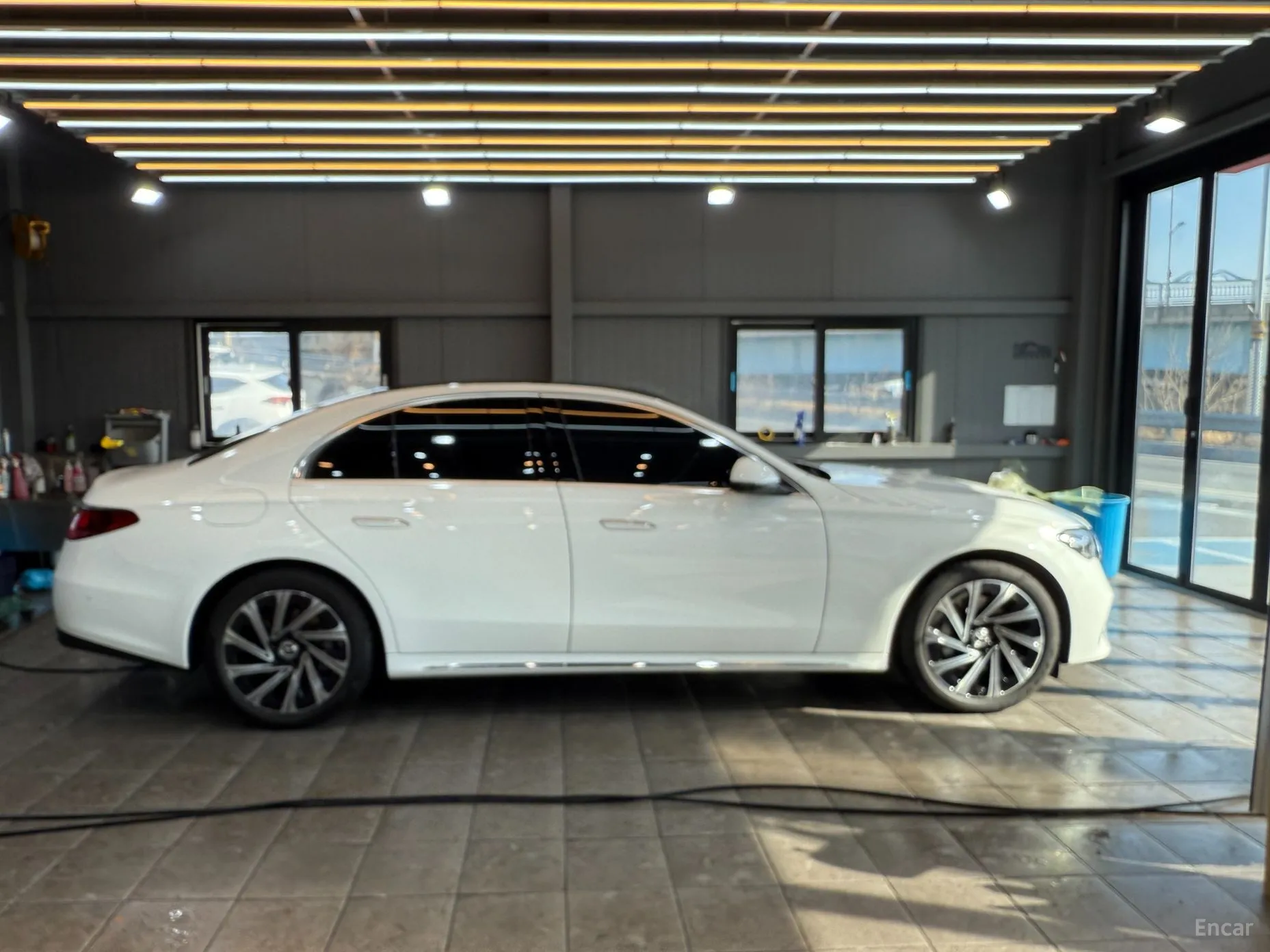 Mercedes Benz E-Class W214 превью 4