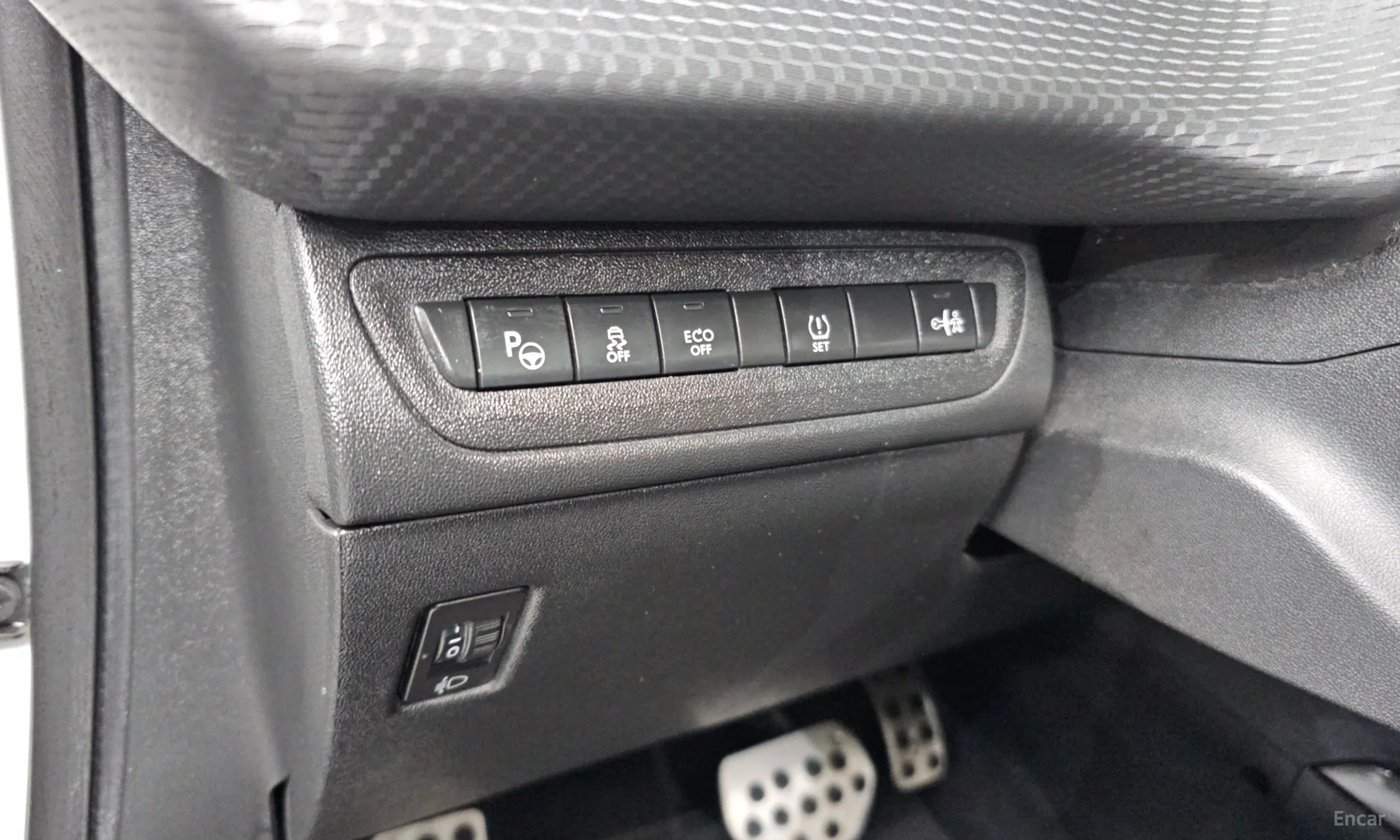 Peugeot 2008. превью 18